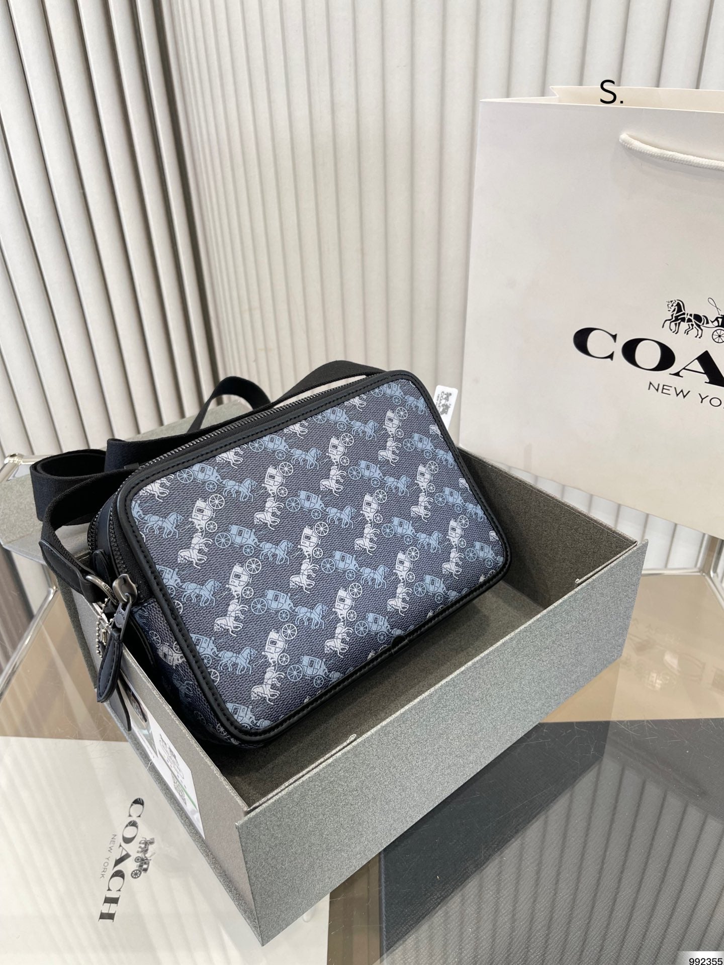 Co-BAG259