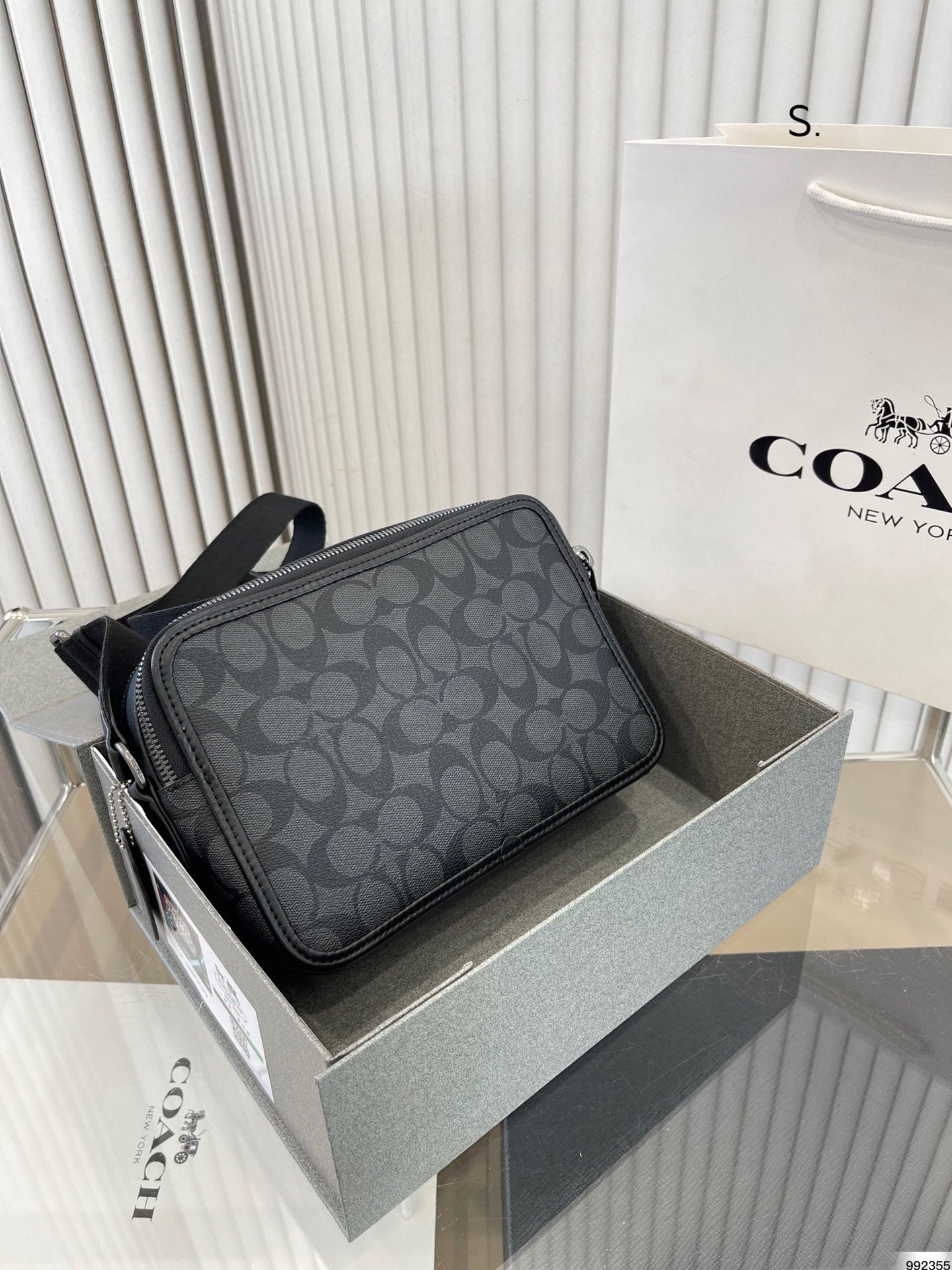 Co-BAG259