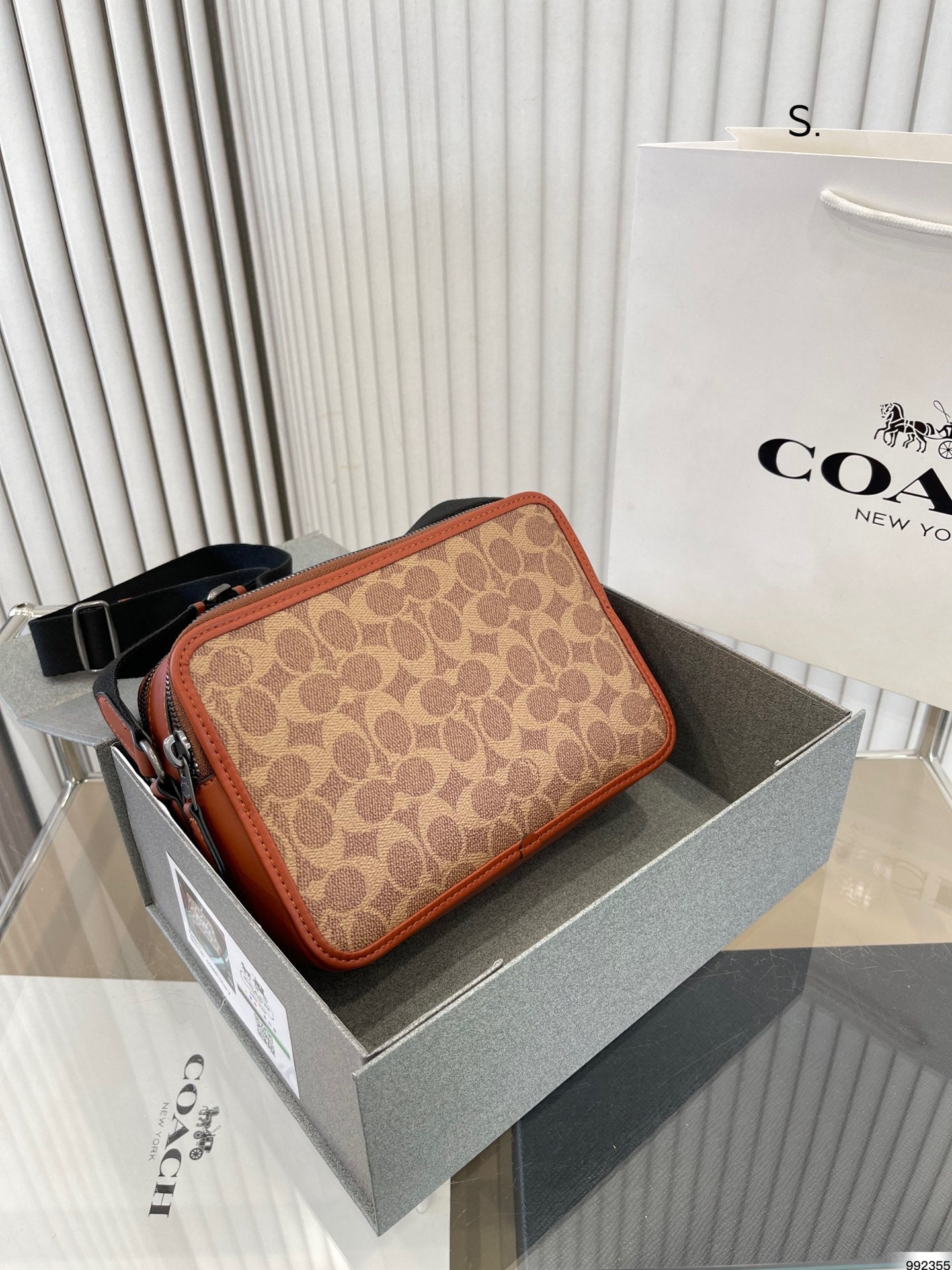 Co-BAG259