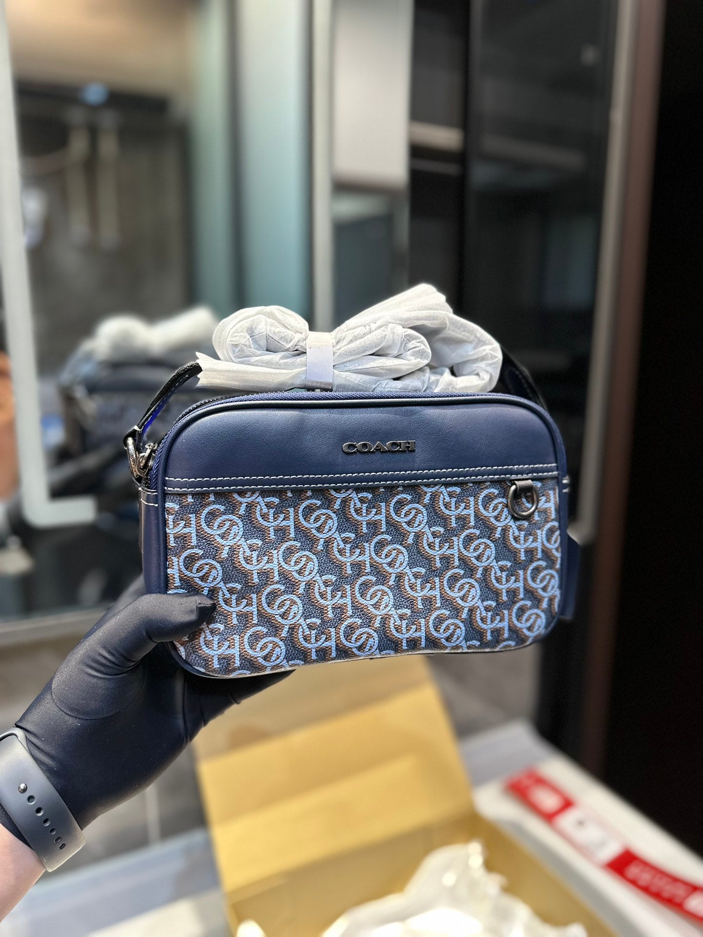 Co-BAG271