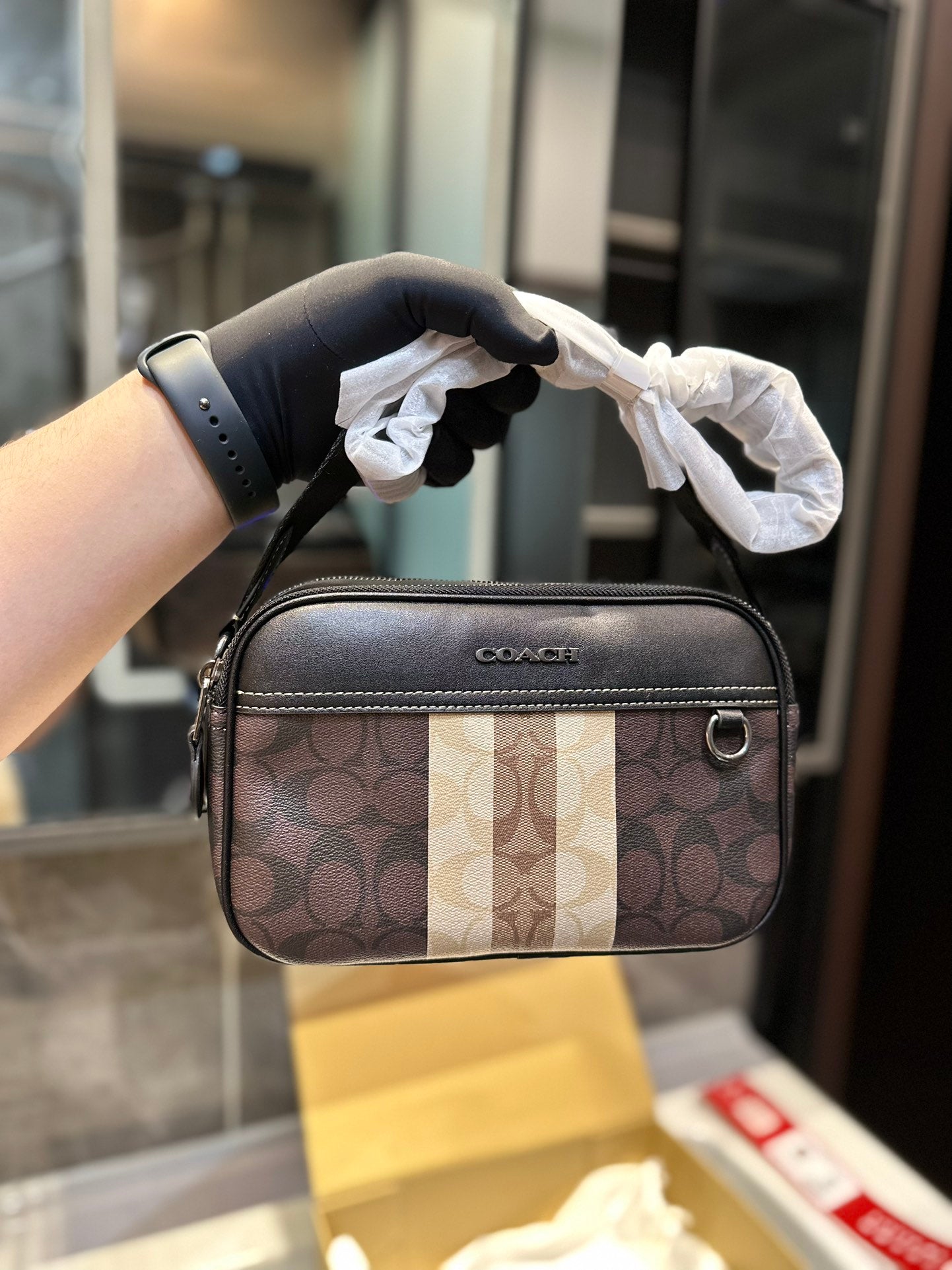 Co-BAG271