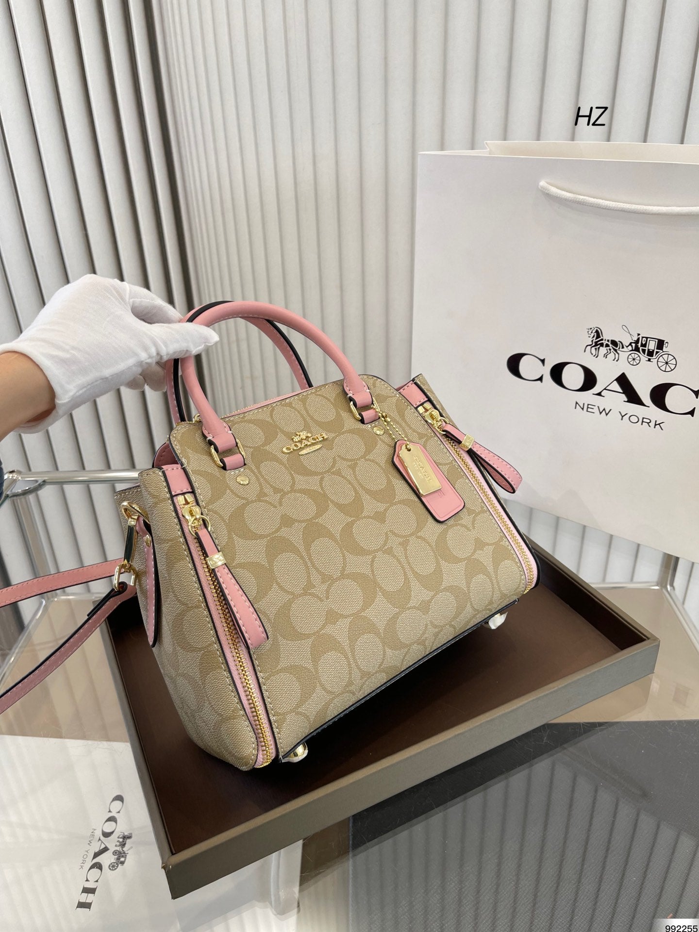 Co-BAG272