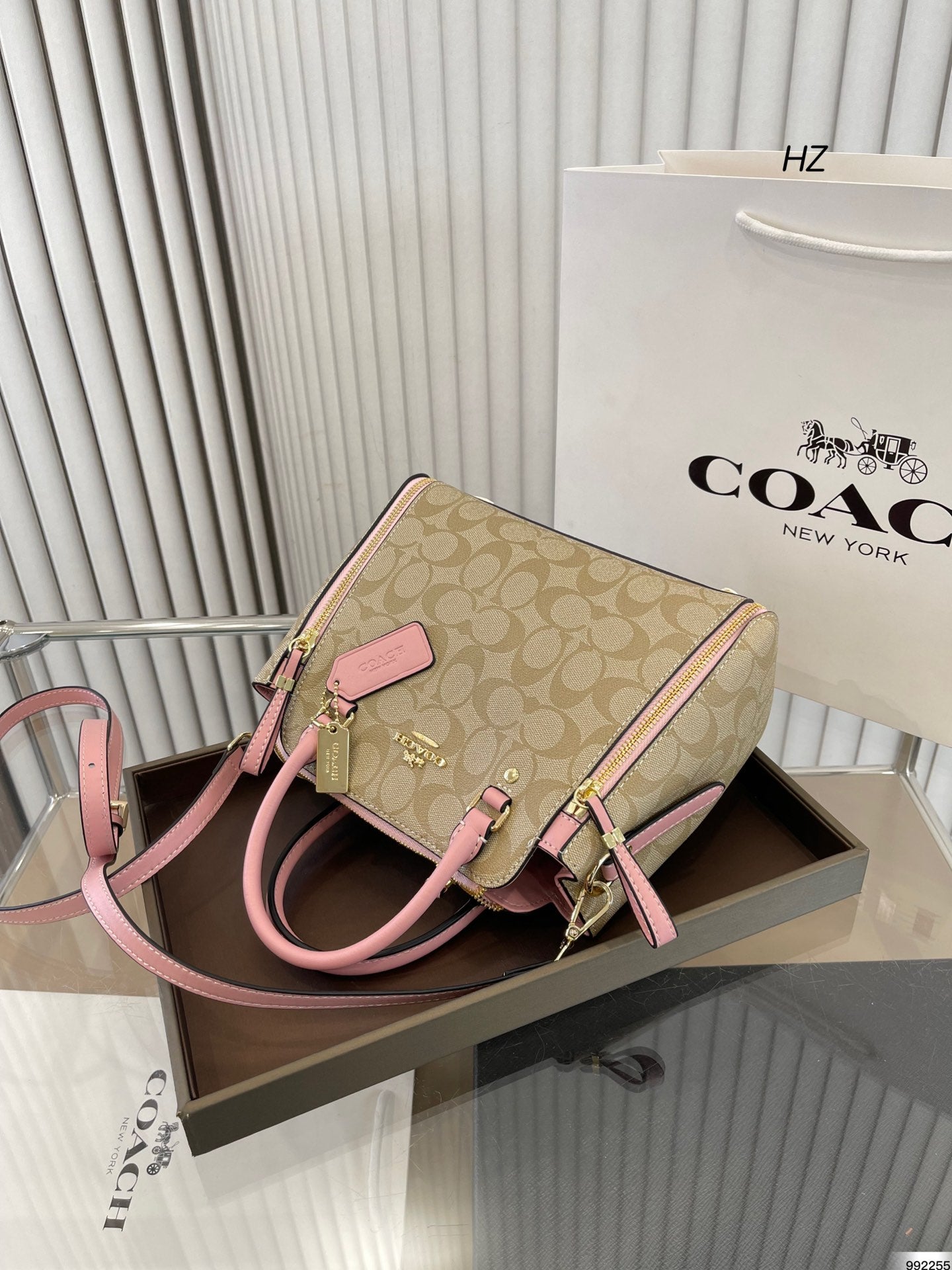 Co-BAG272