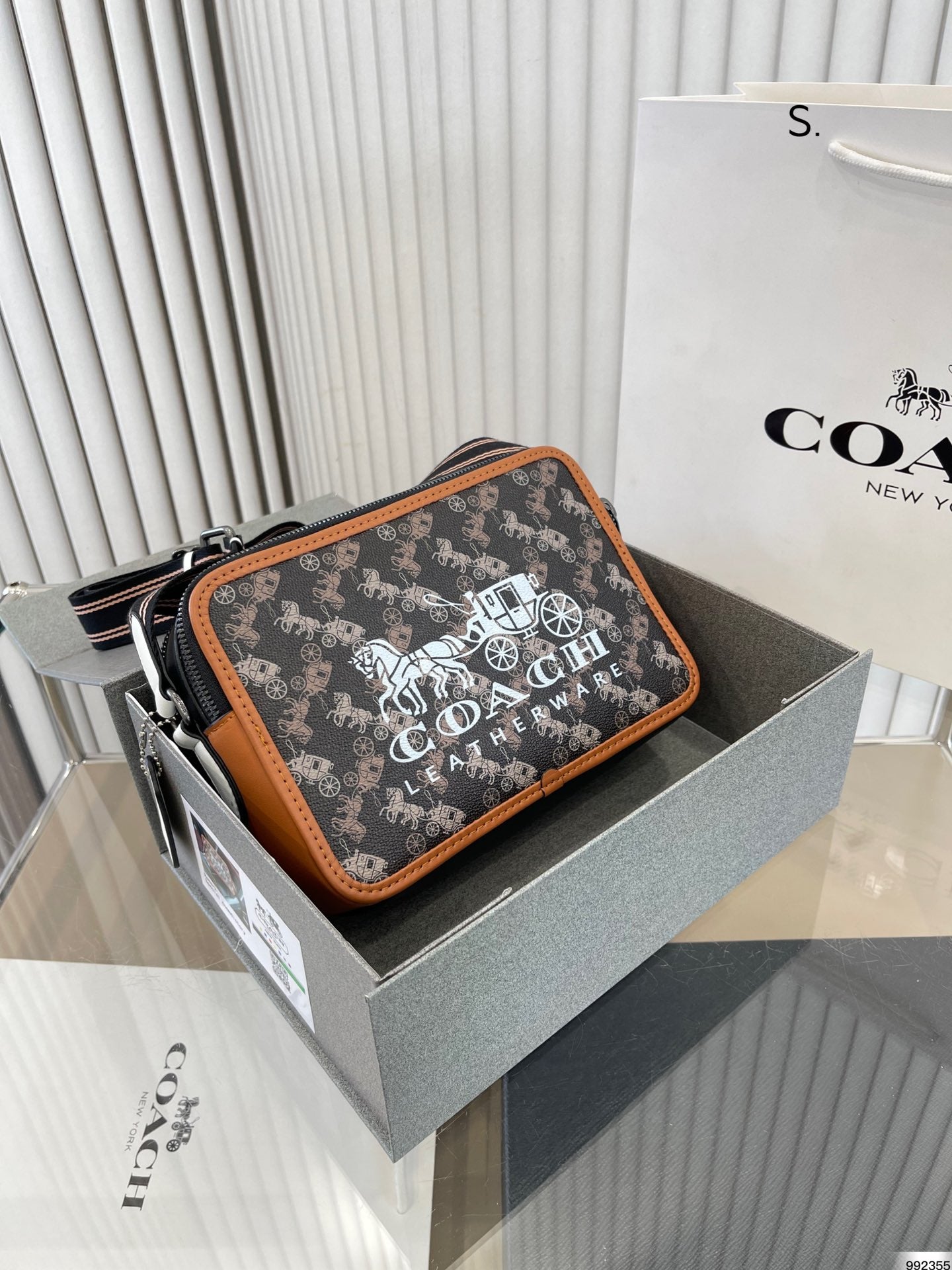 Co-BAG273