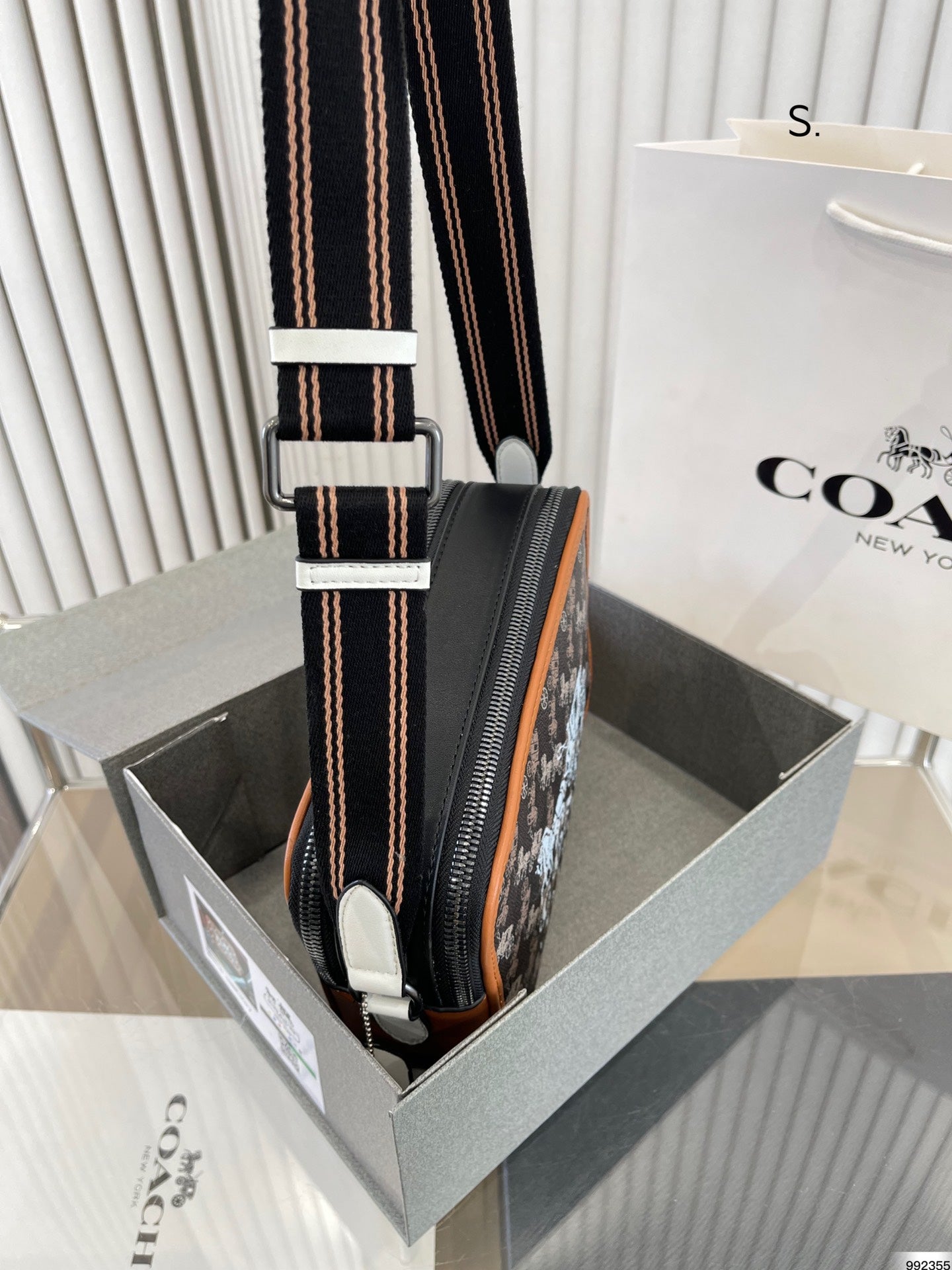 Co-BAG273