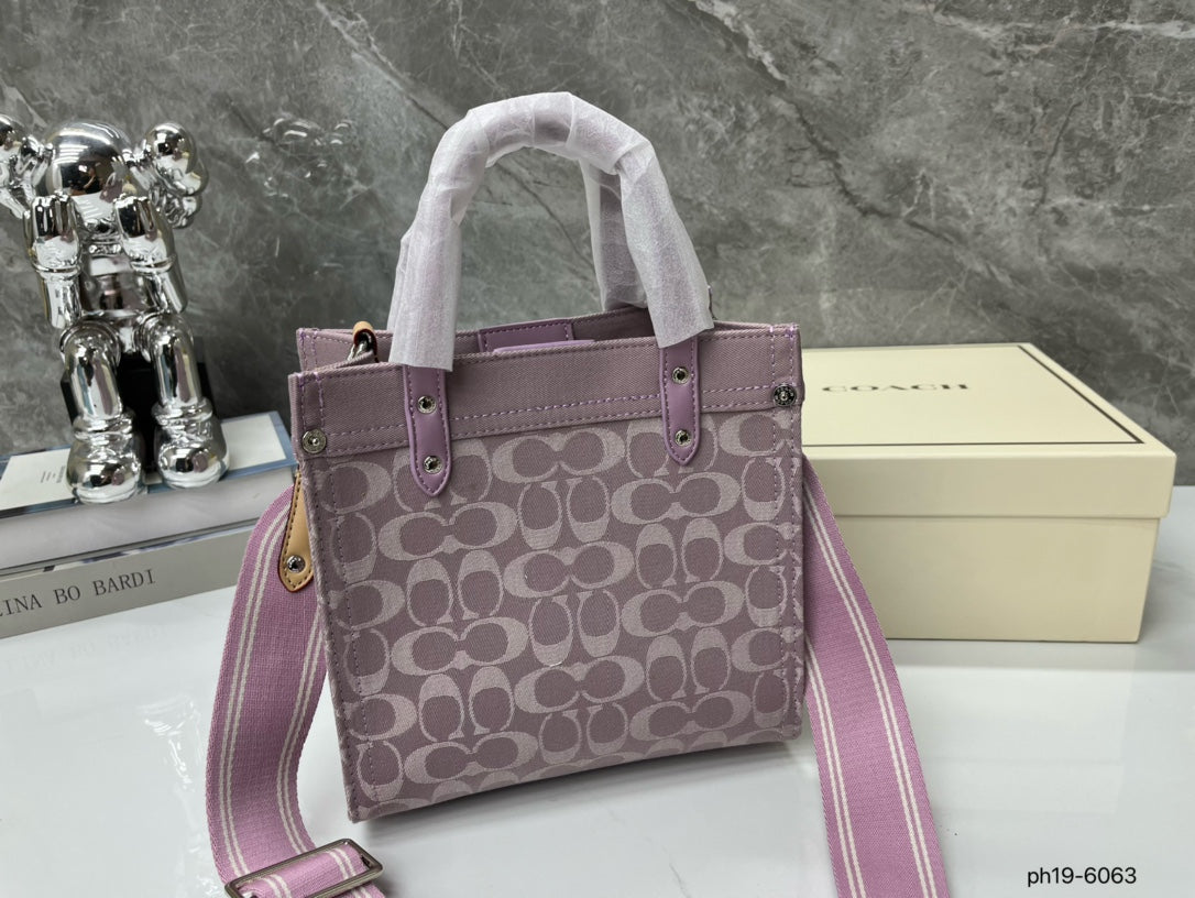Co-BAG275