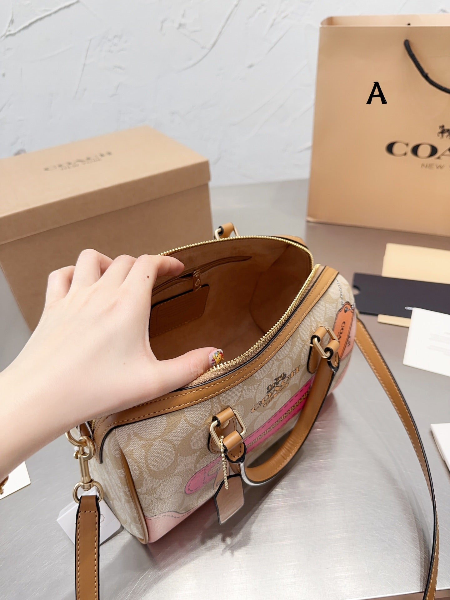 Co-BAG284