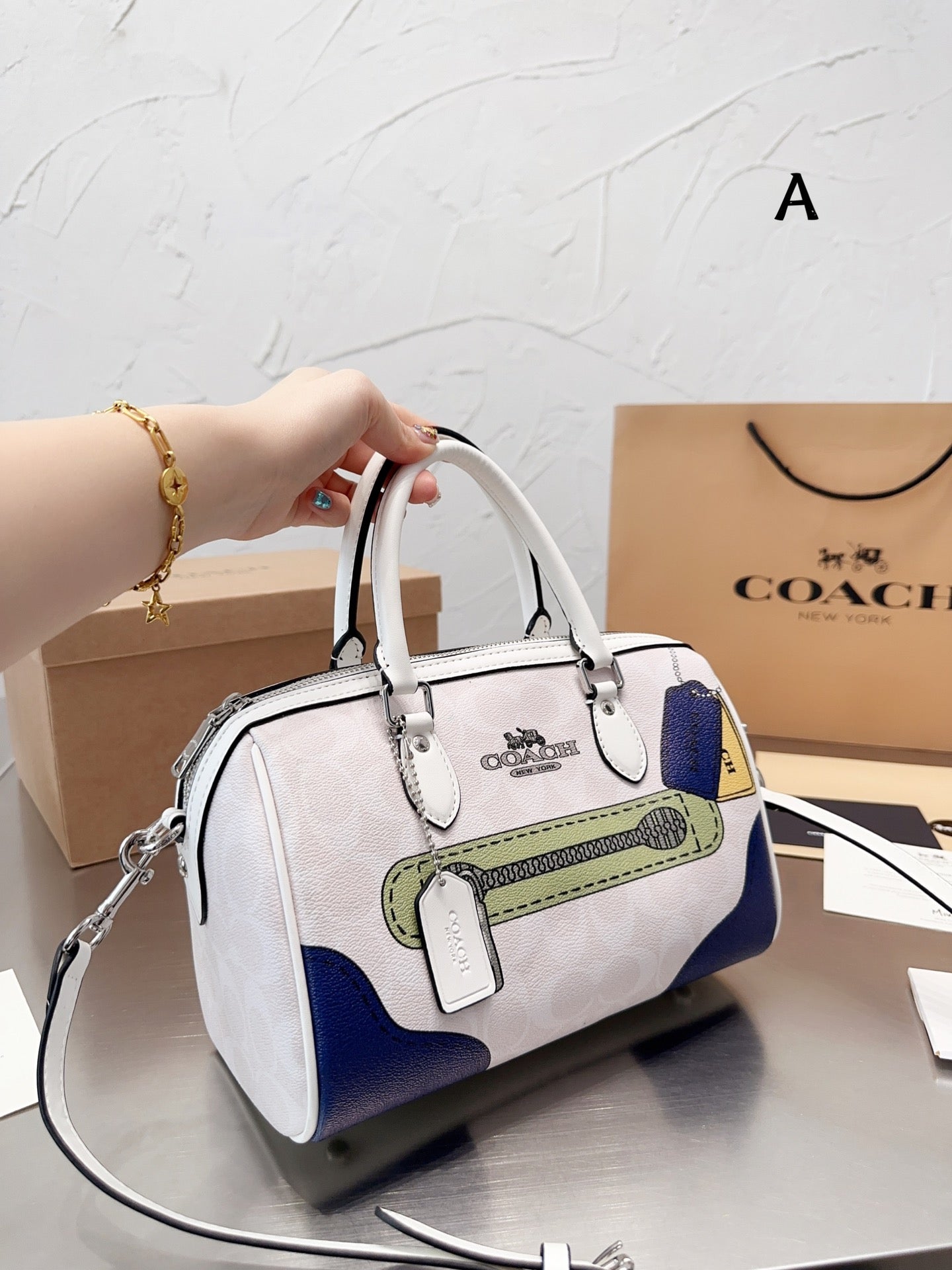 Co-BAG284