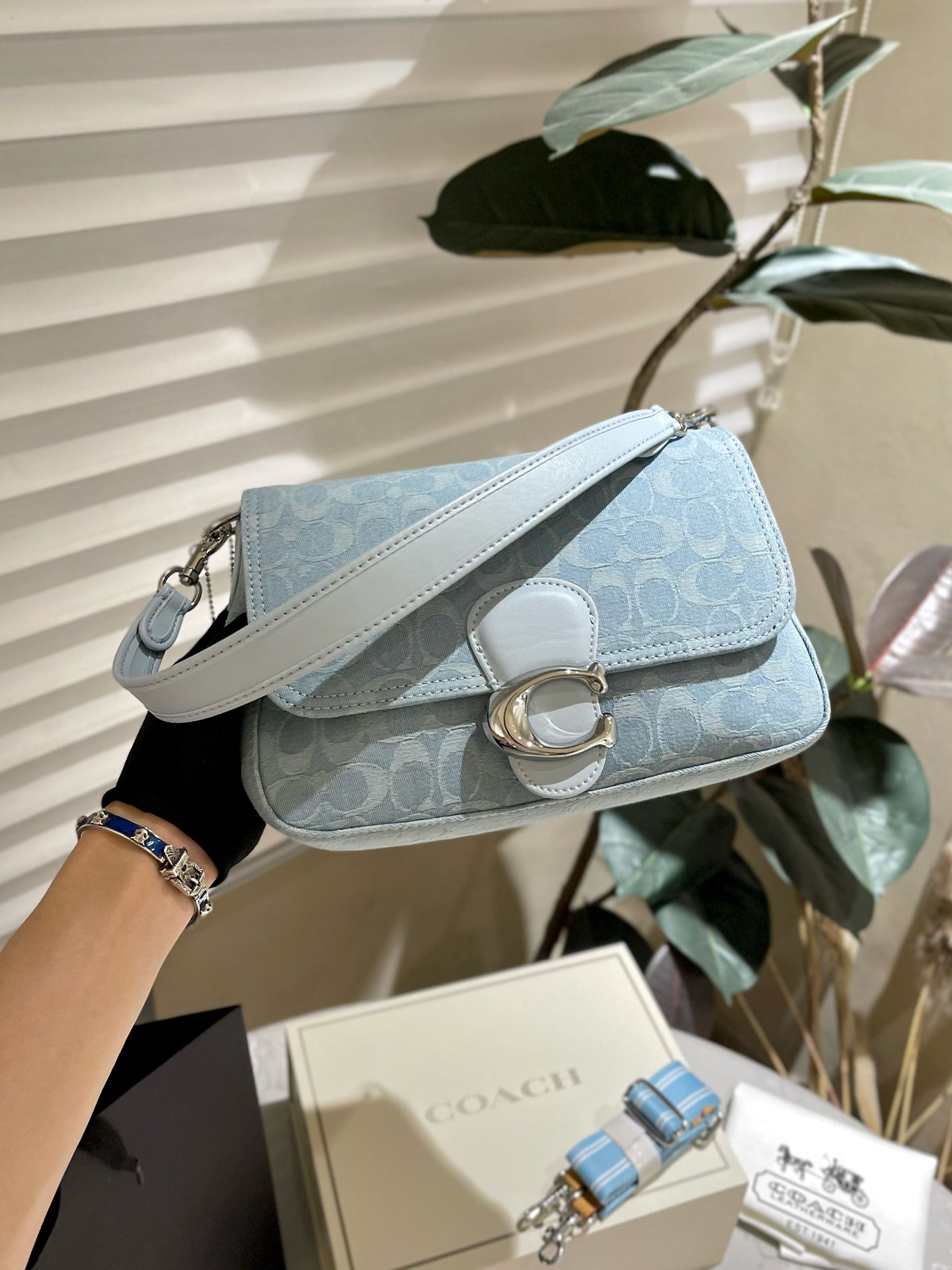 Co-BAG292