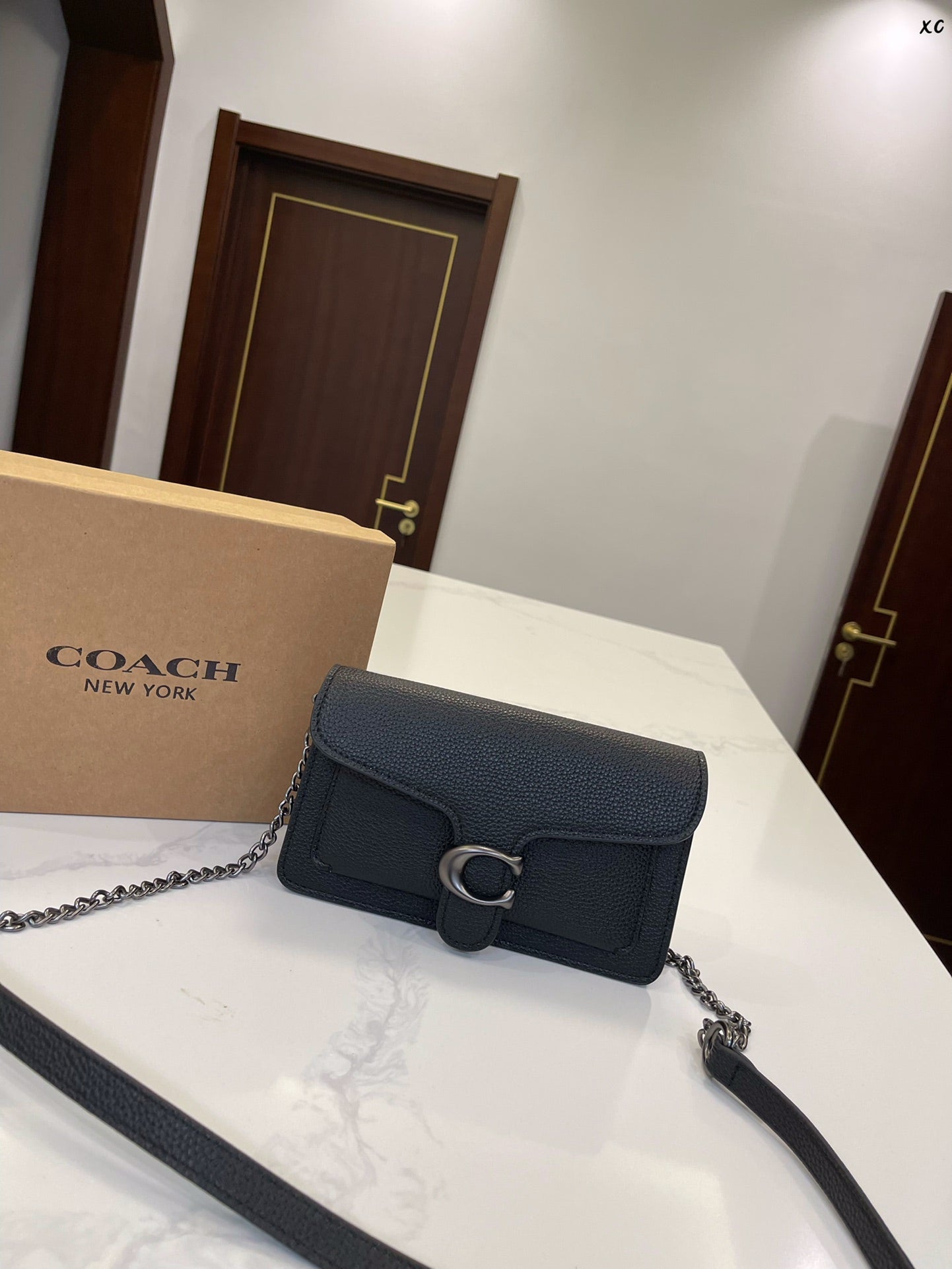 Co-BAG295