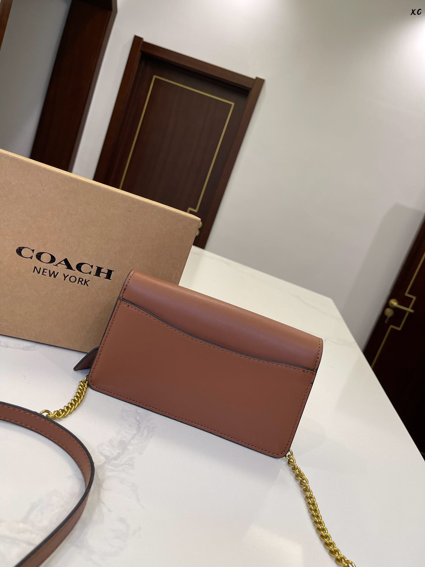 Co-BAG295
