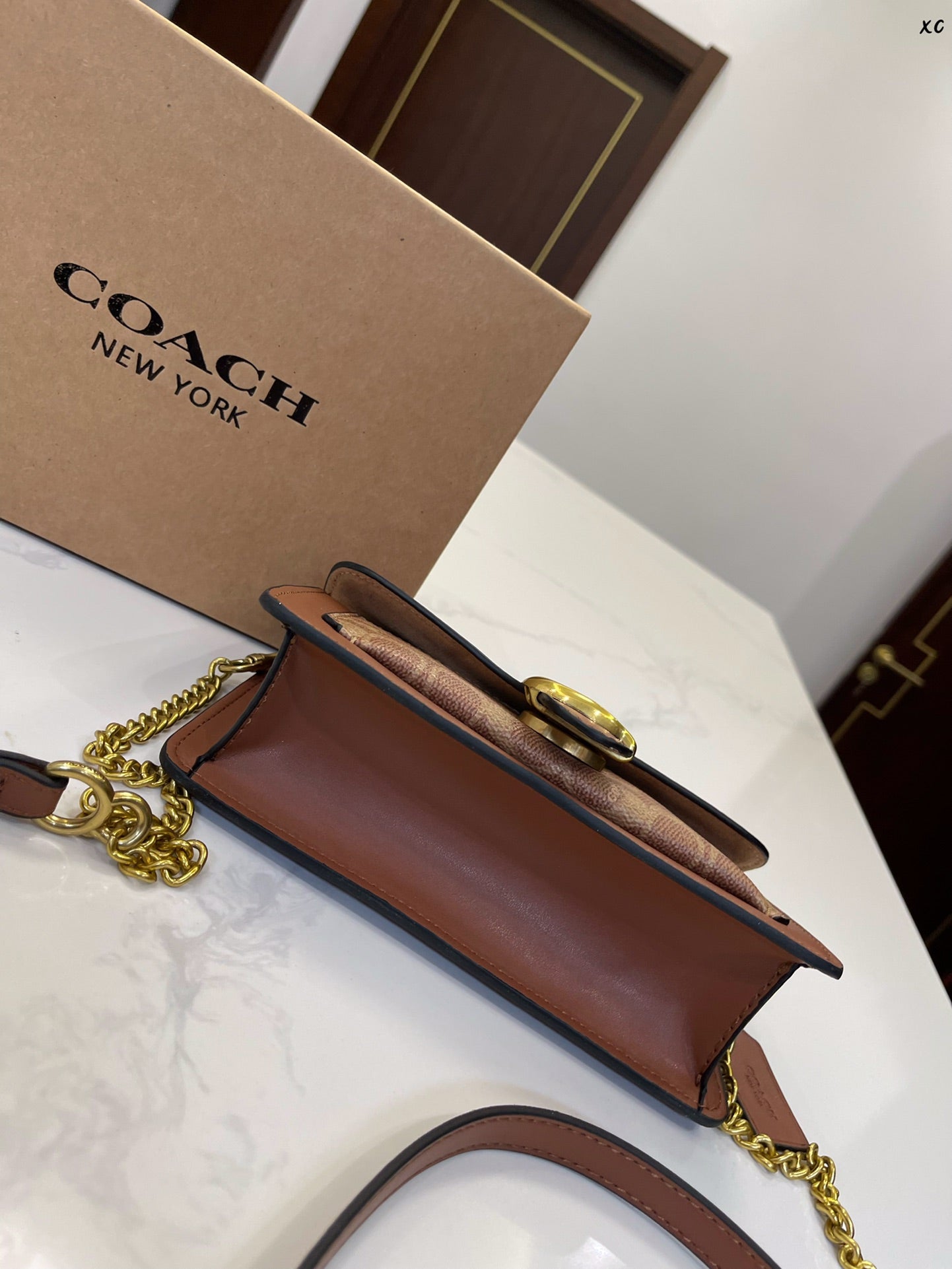 Co-BAG295