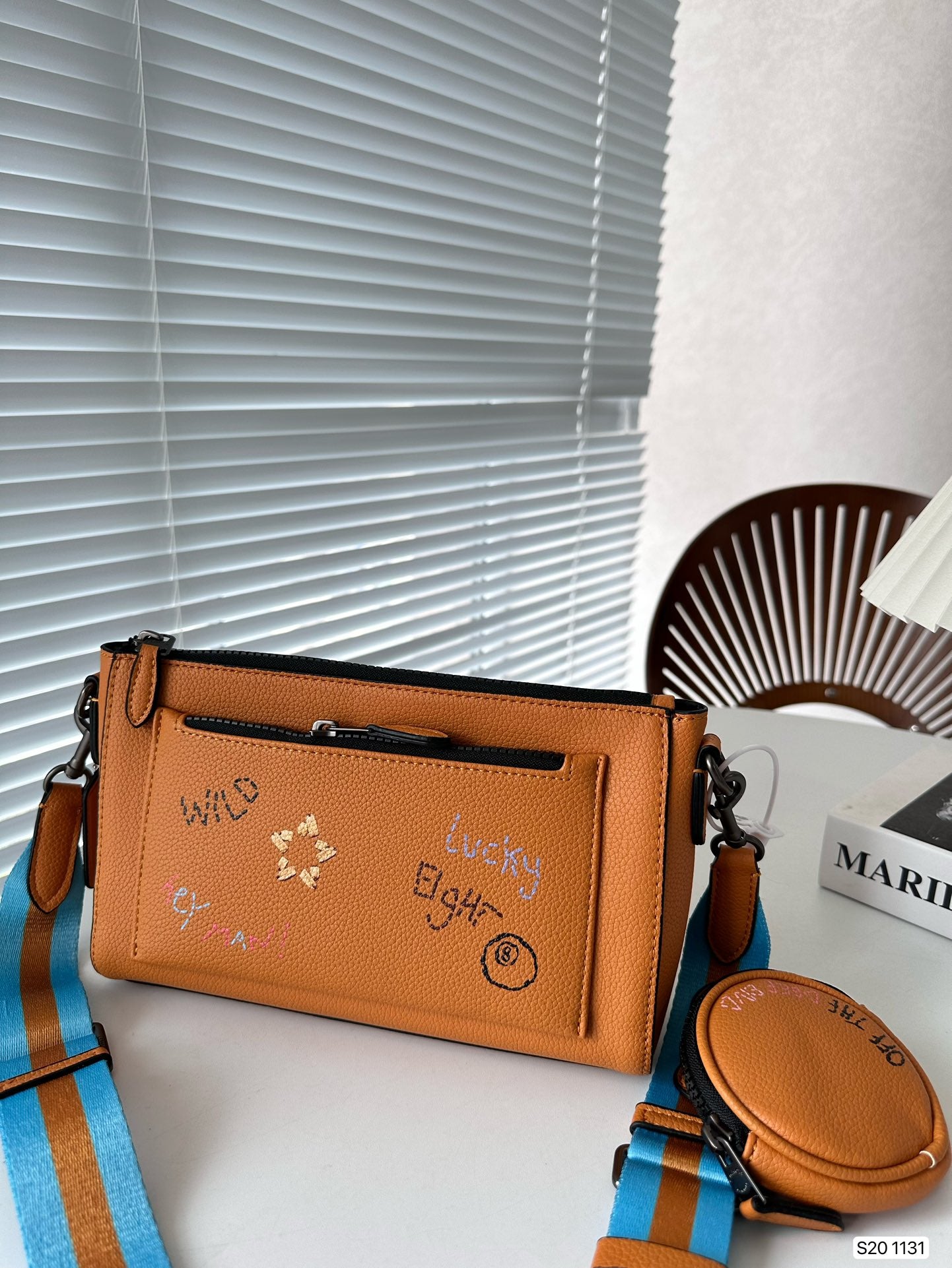 Co-BAG305