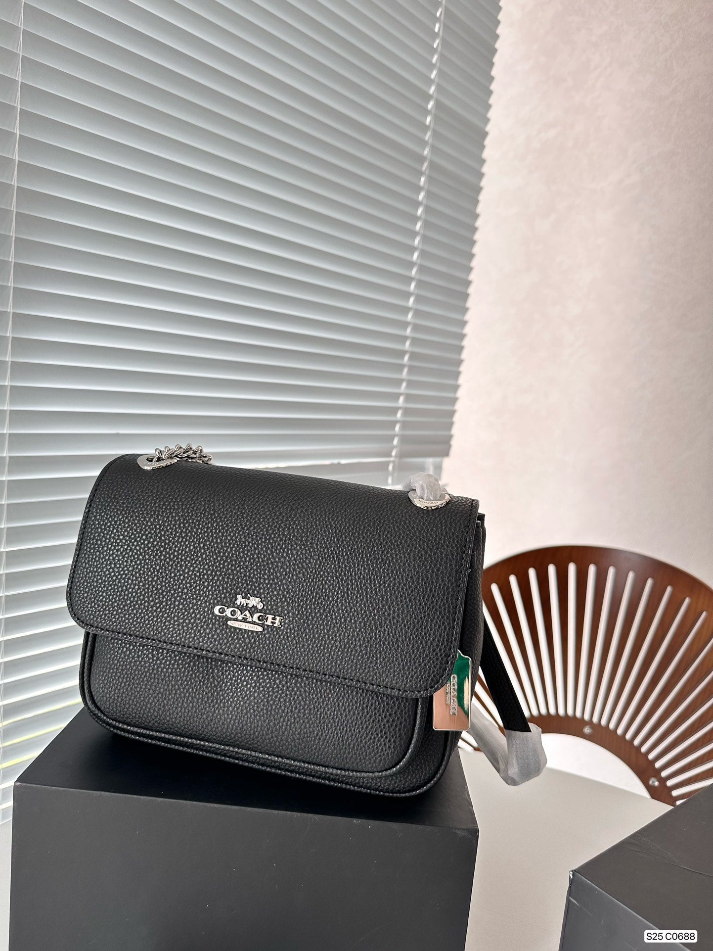 Co-BAG306