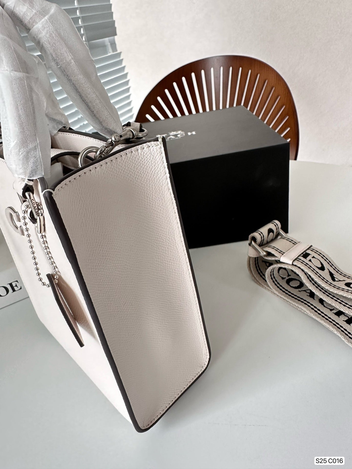 Co-BAG307