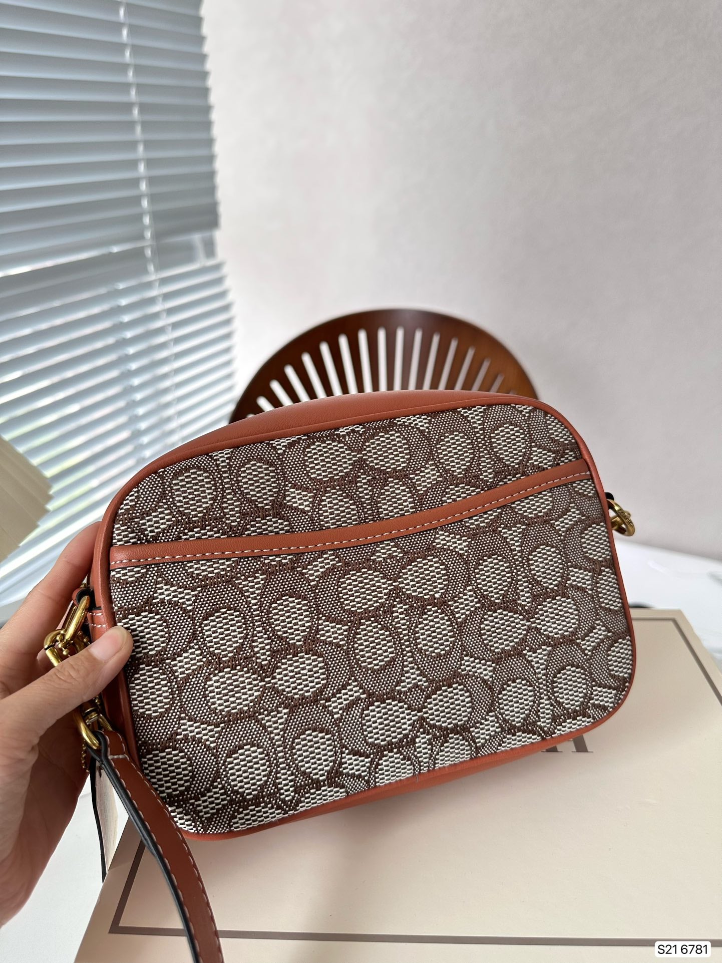 Co-BAG308