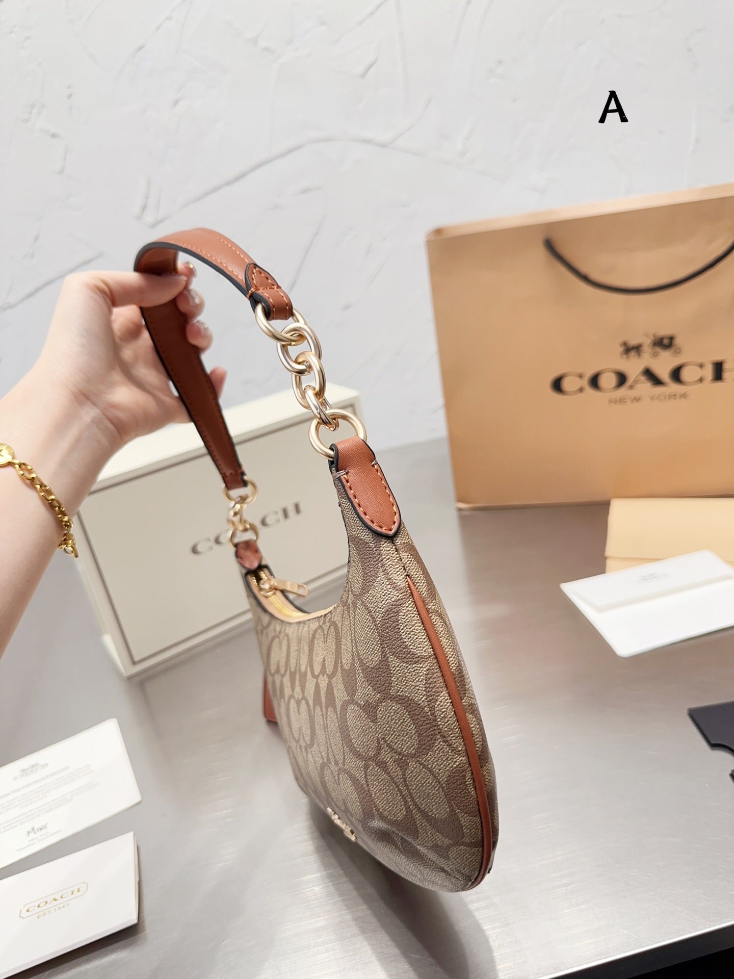 Co-BAG319