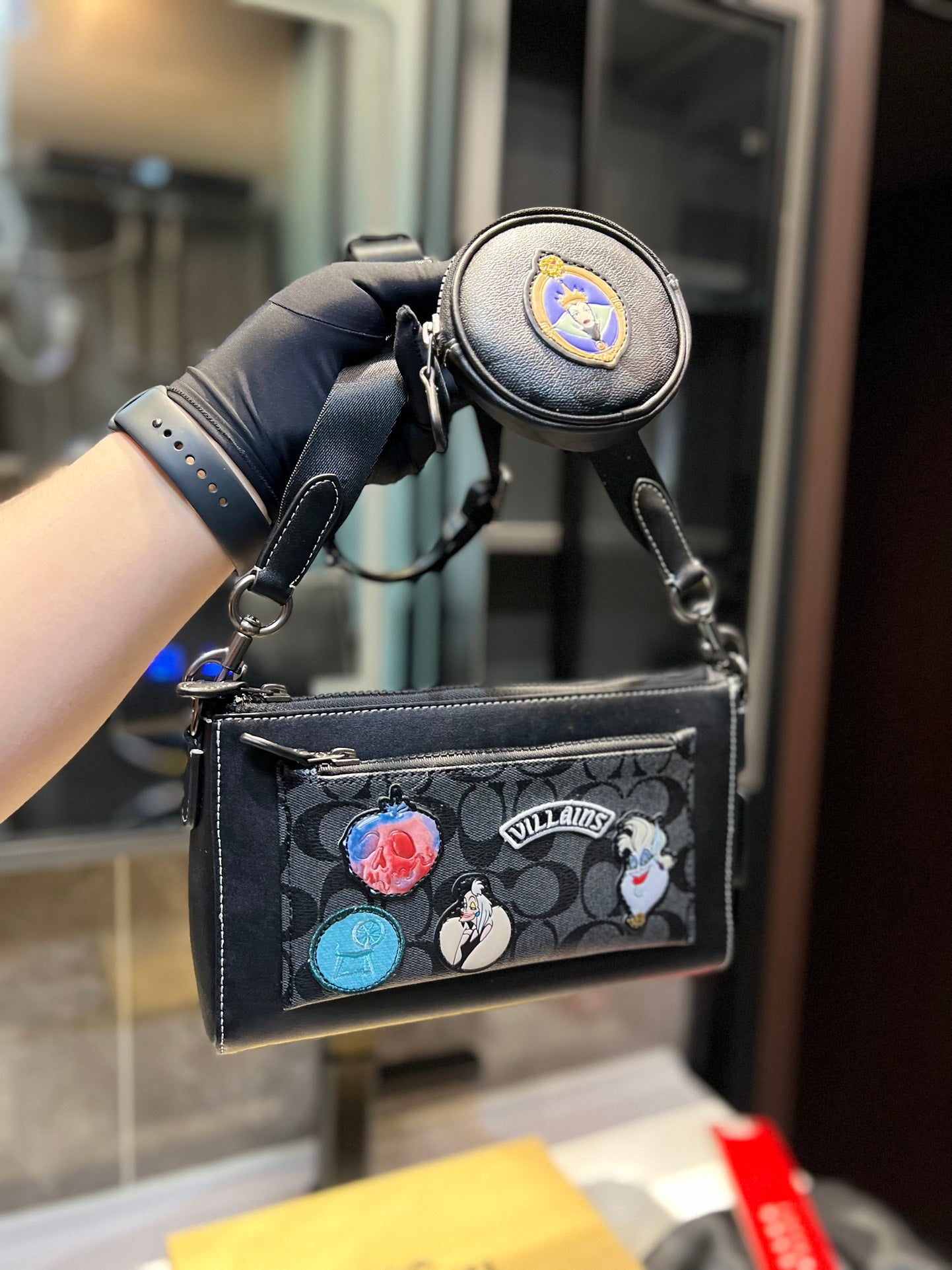 Co-BAG324
