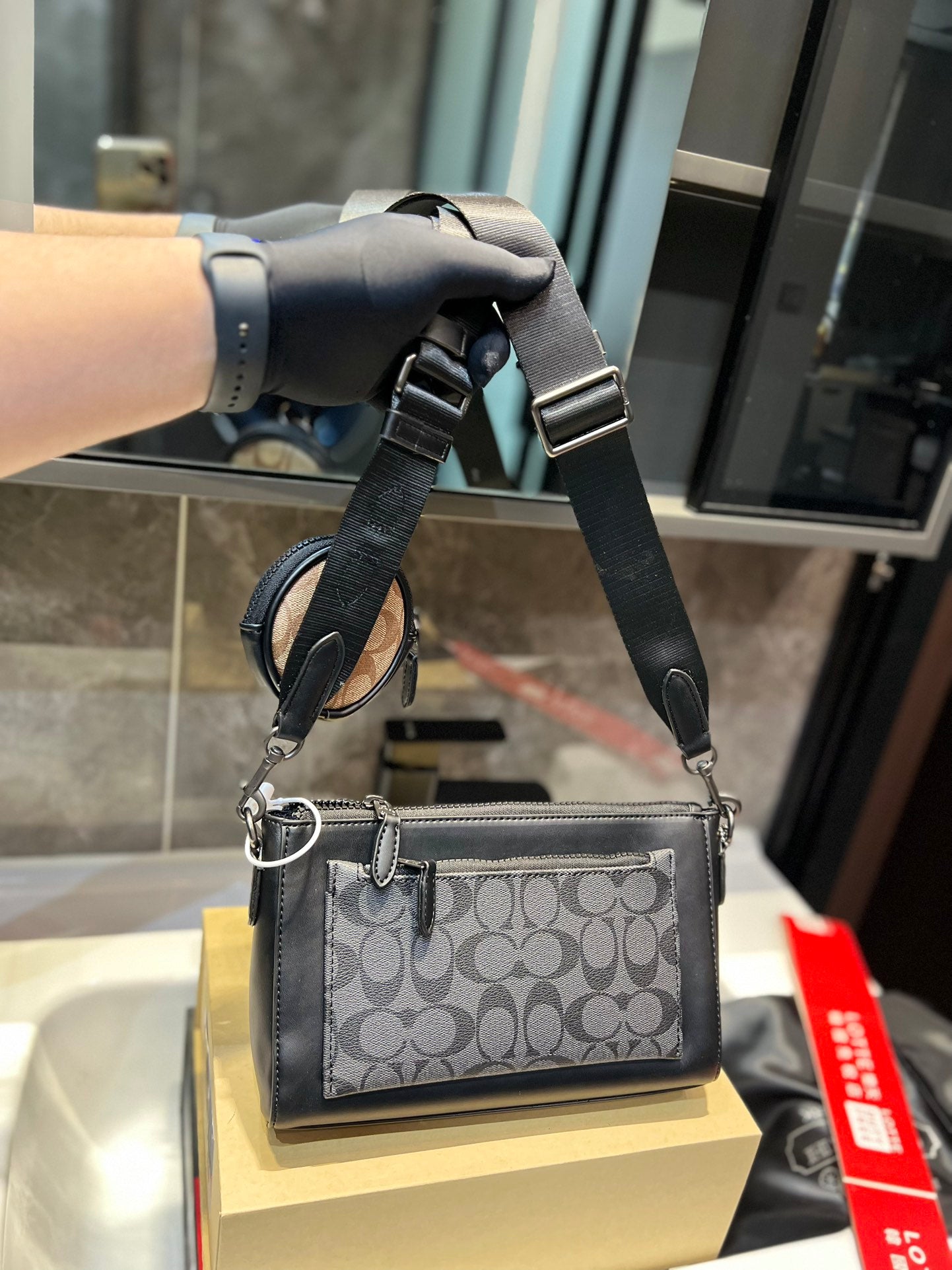 Co-BAG325