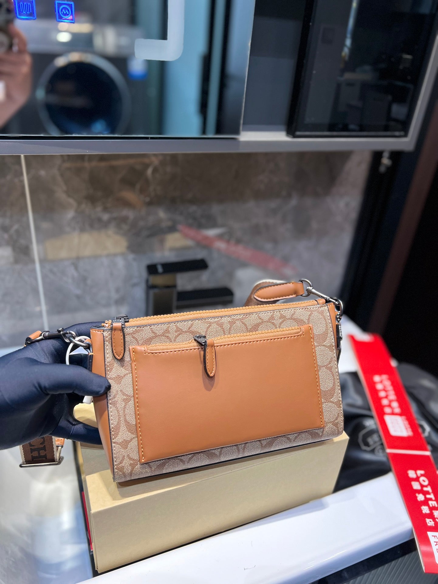 Co-BAG325
