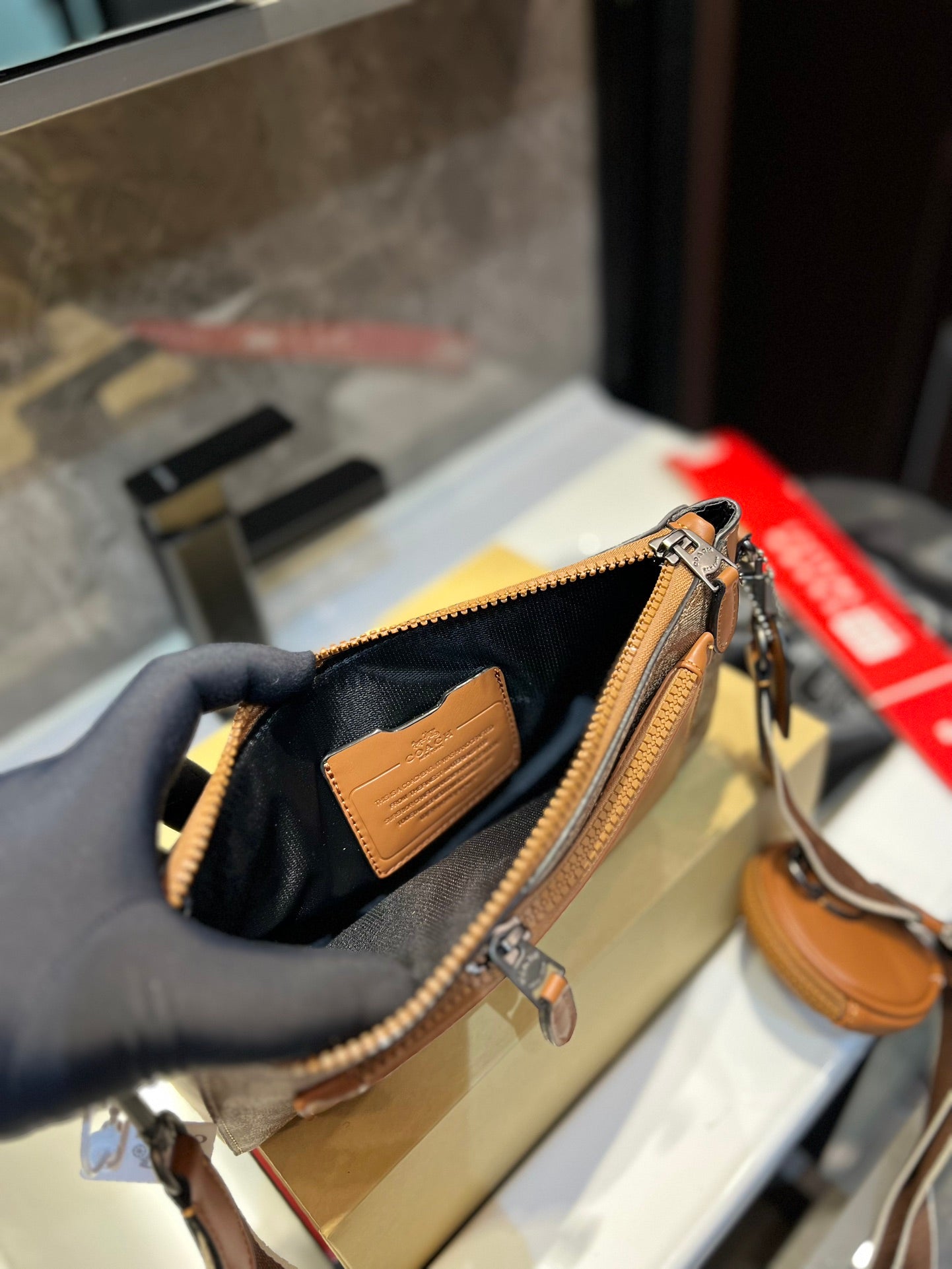 Co-BAG325