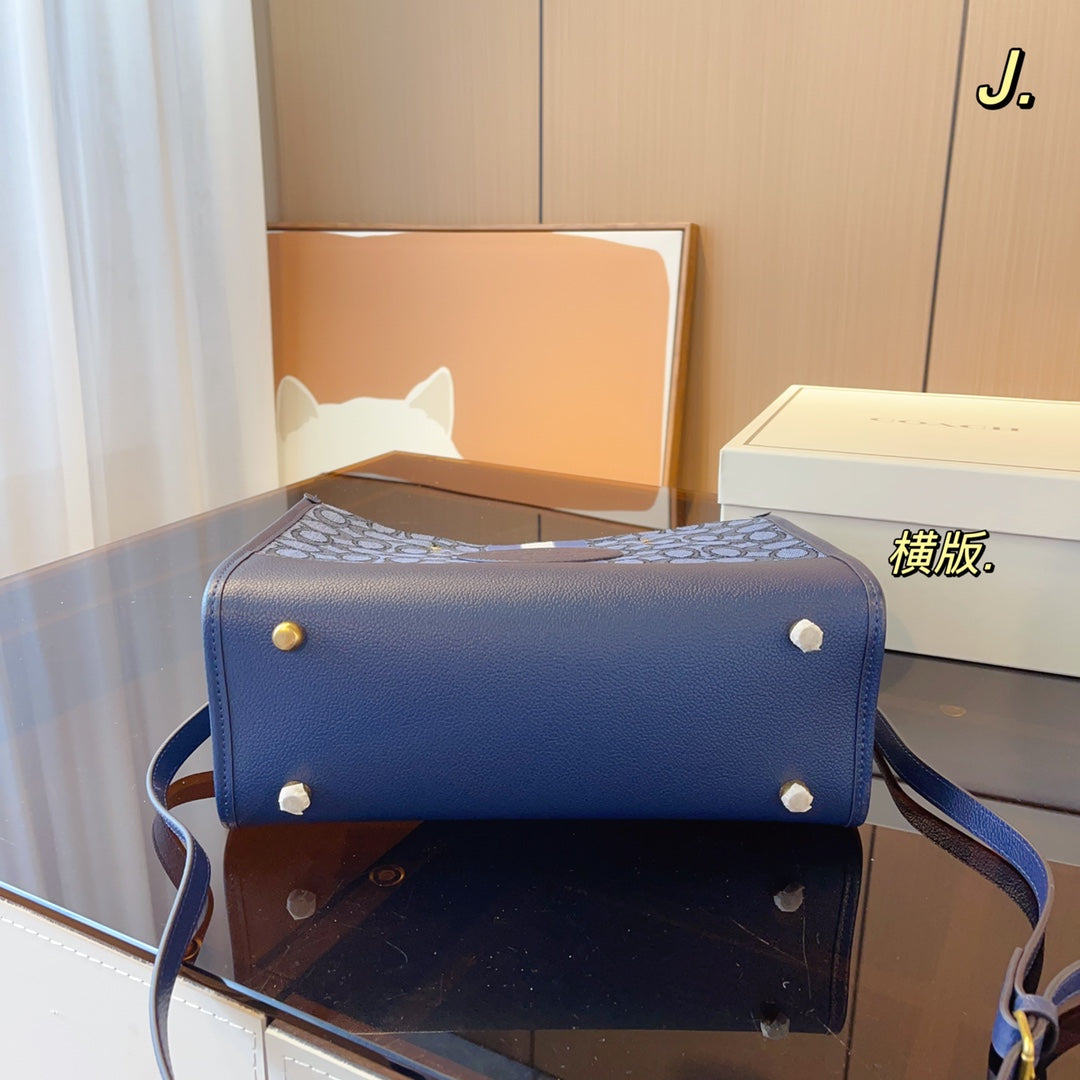 Co-BAG326