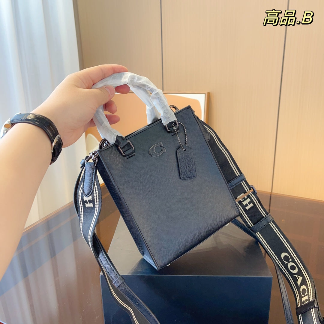 Co-BAG330