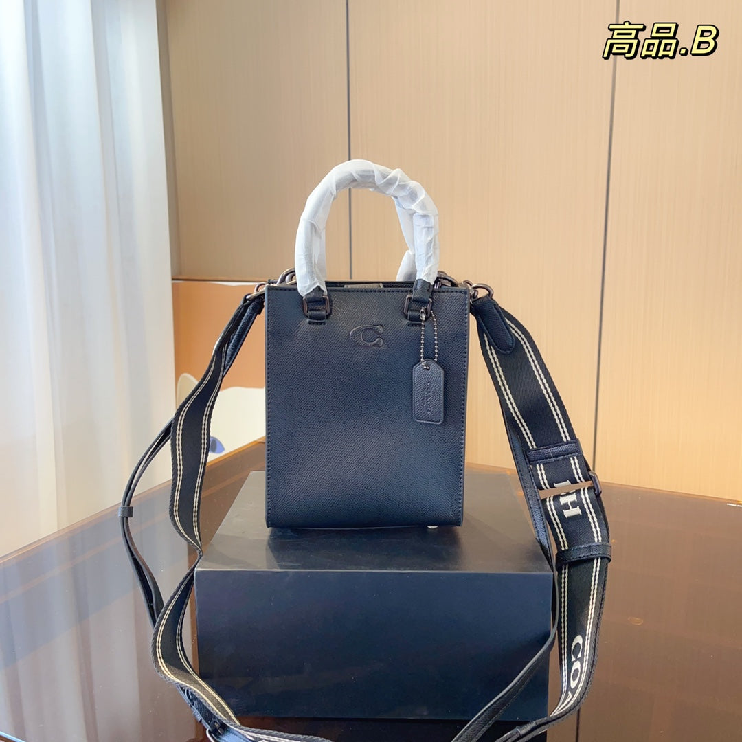 Co-BAG330