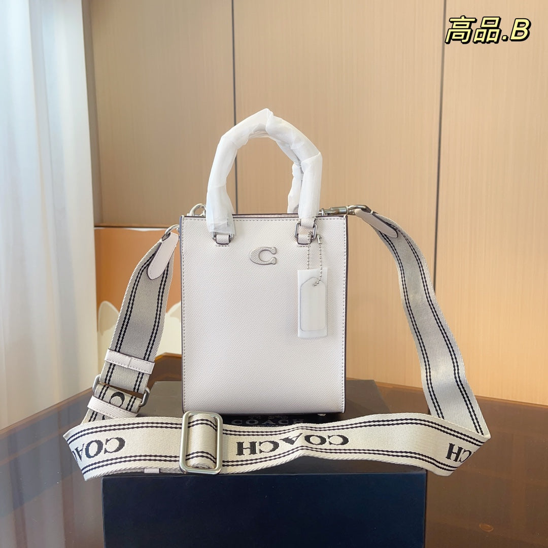 Co-BAG330