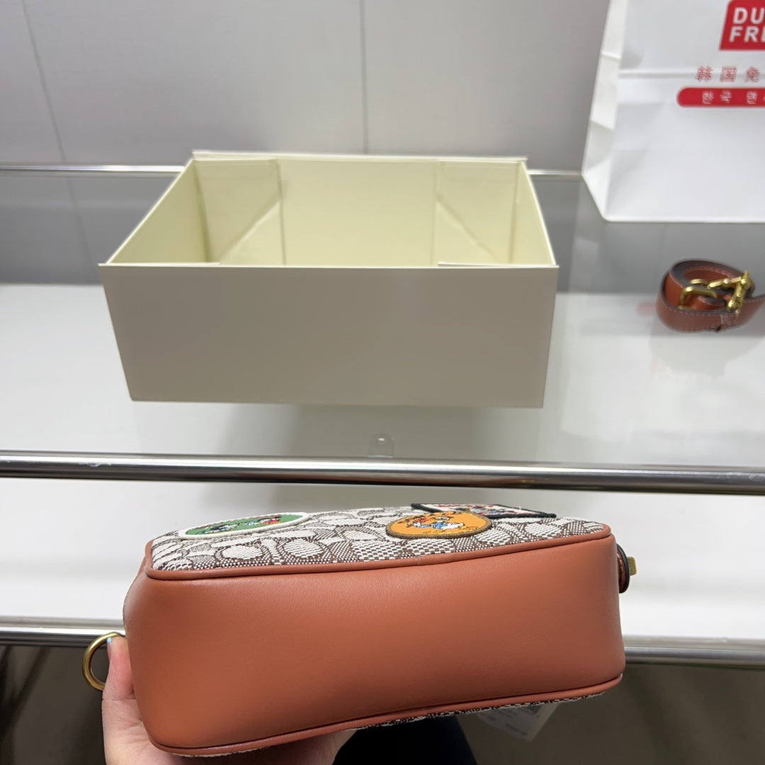 Co-BAG333
