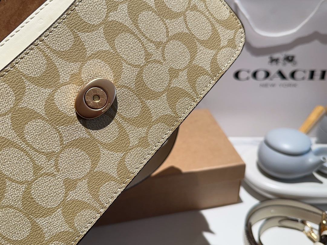 Co-BAG341