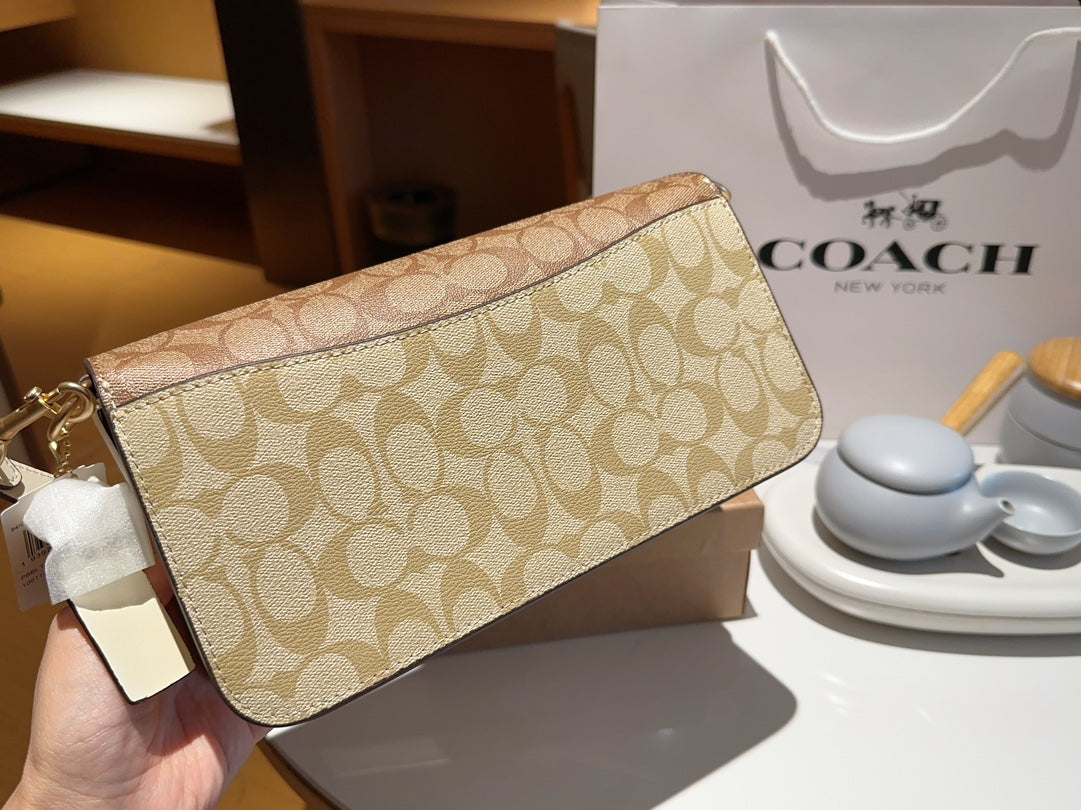 Co-BAG341
