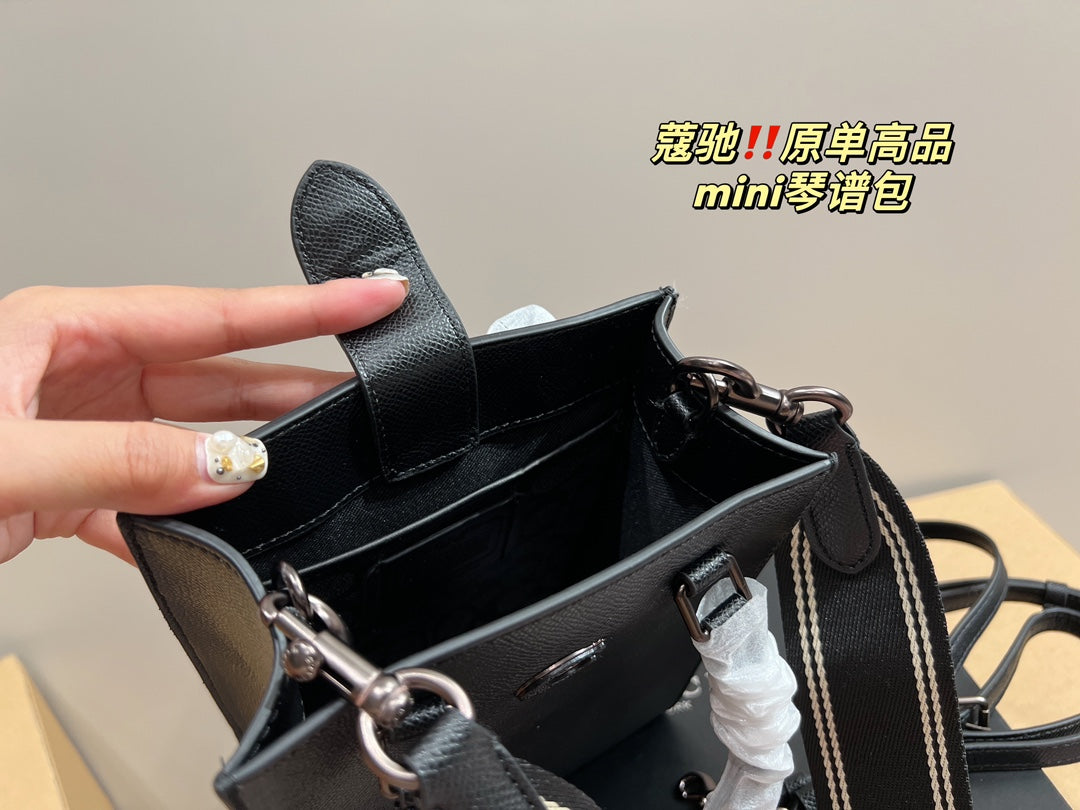 Co-BAG347