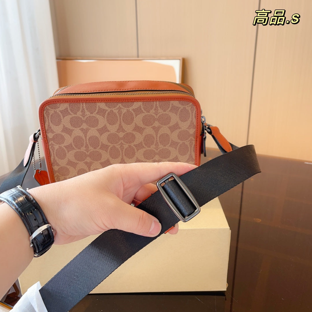 Co-BAG352