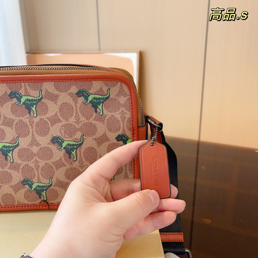Co-BAG352