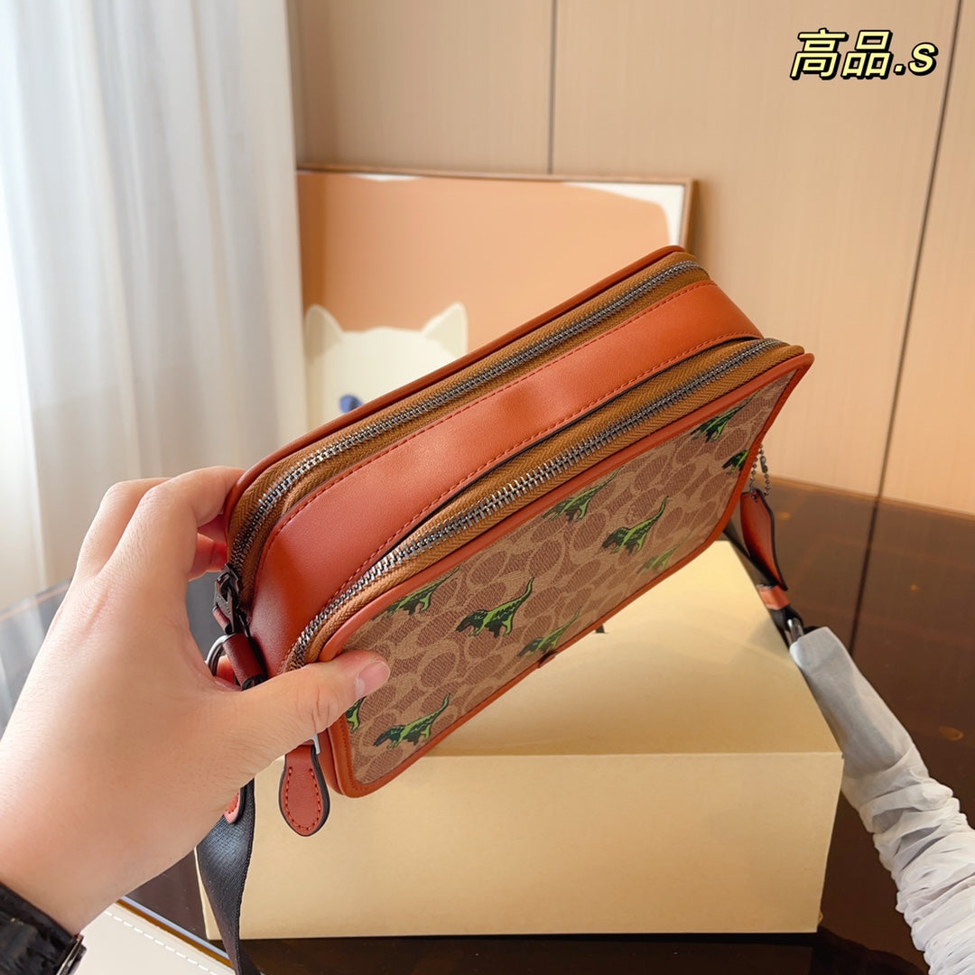 Co-BAG352