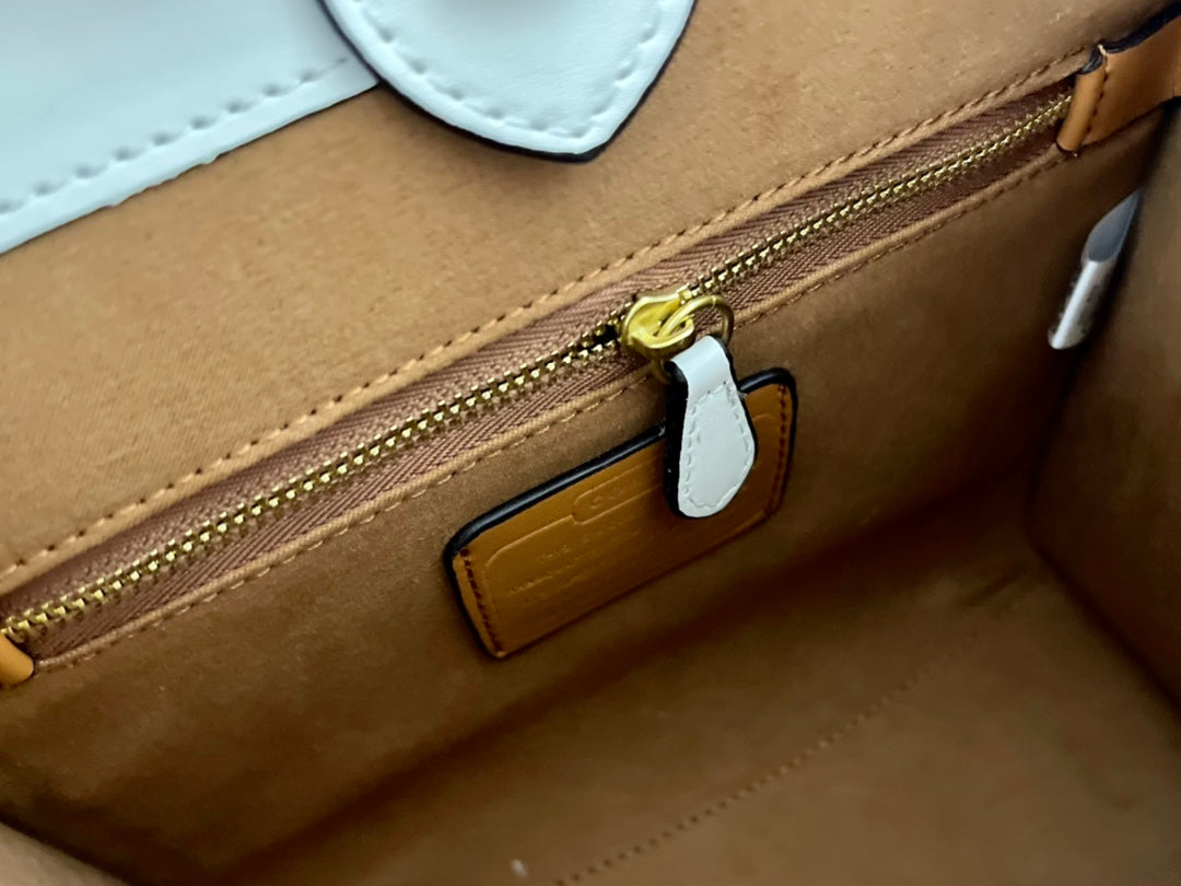Co-BAG355