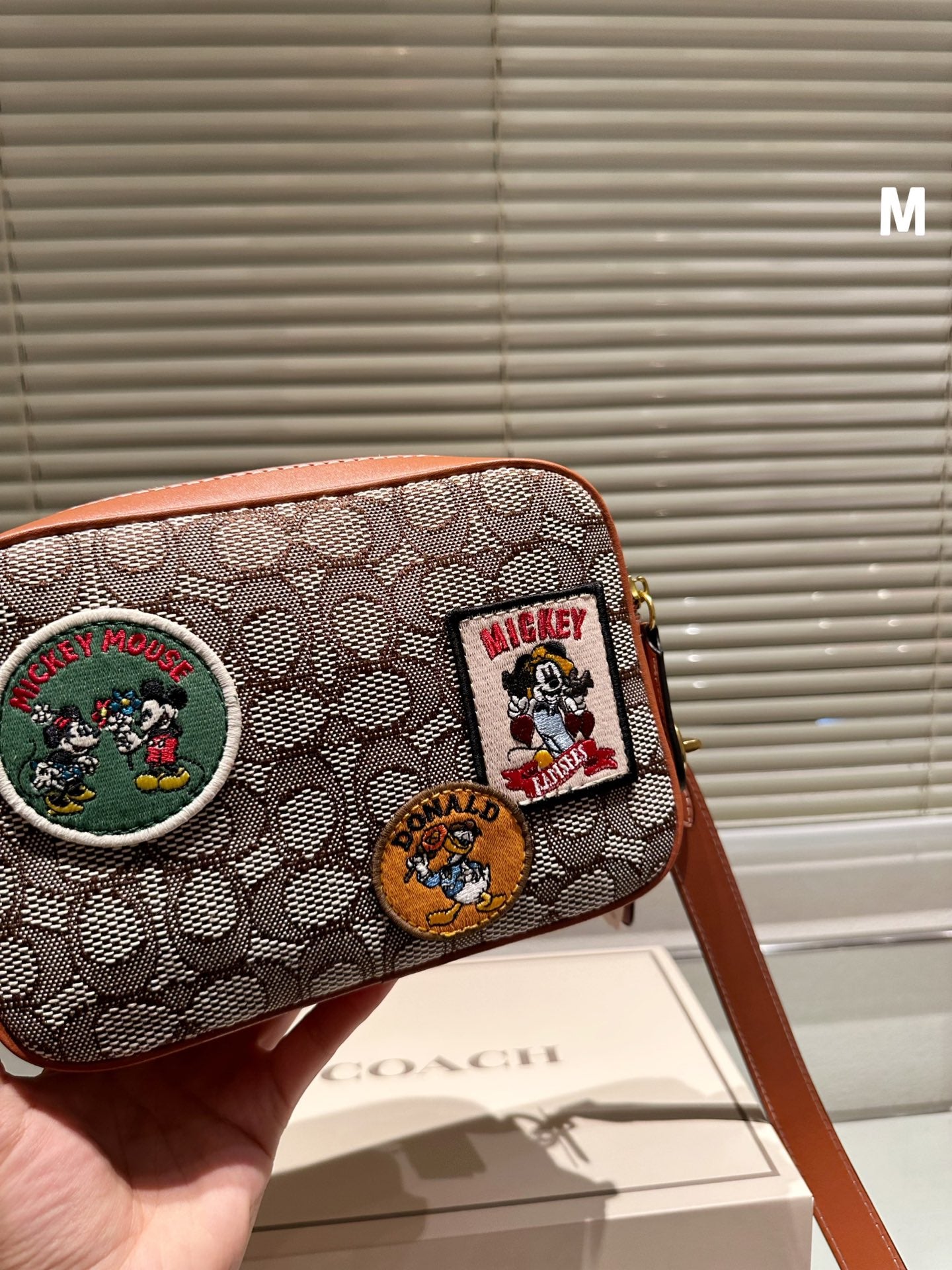 Co-BAG363