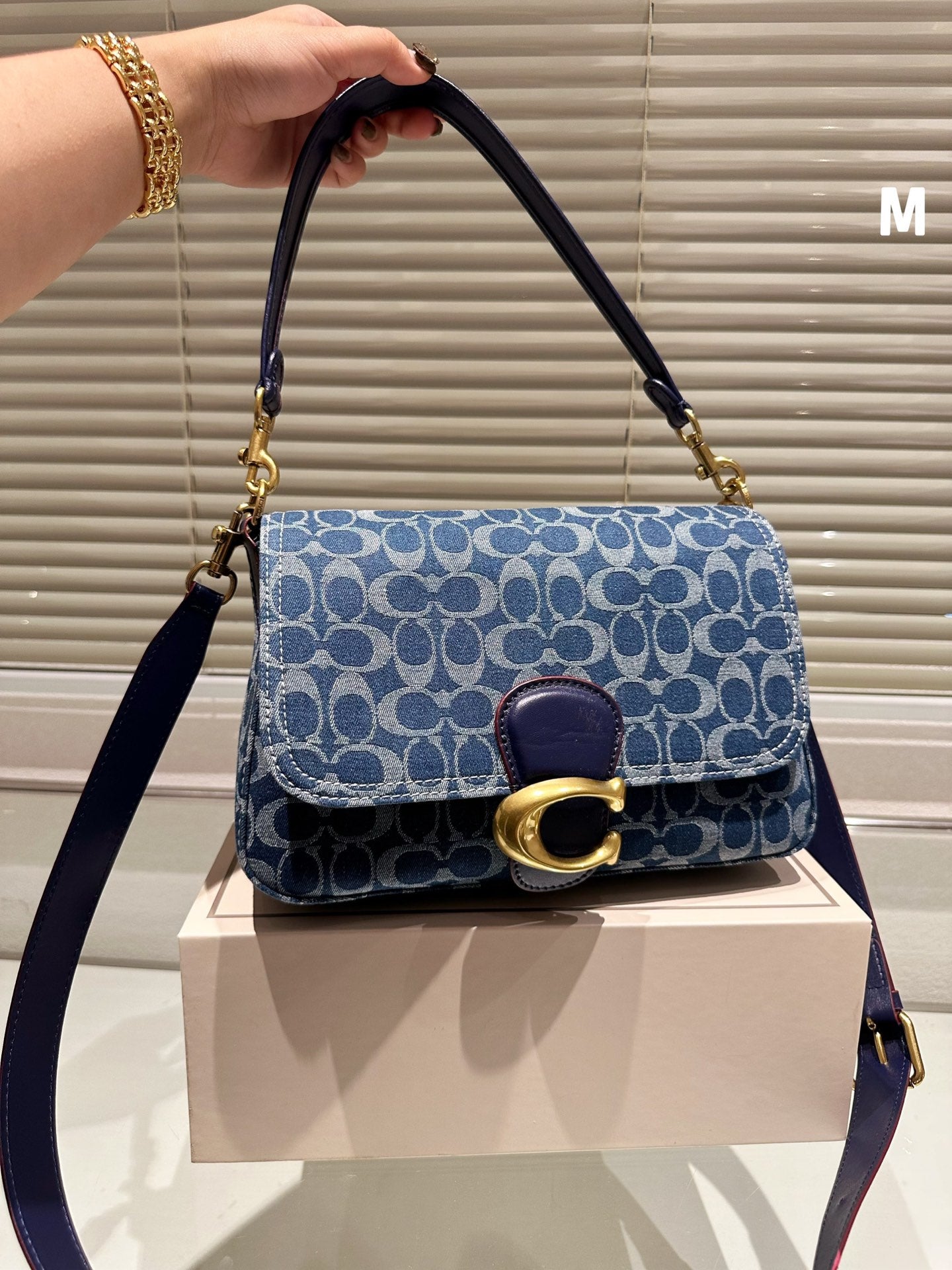 Co-BAG364