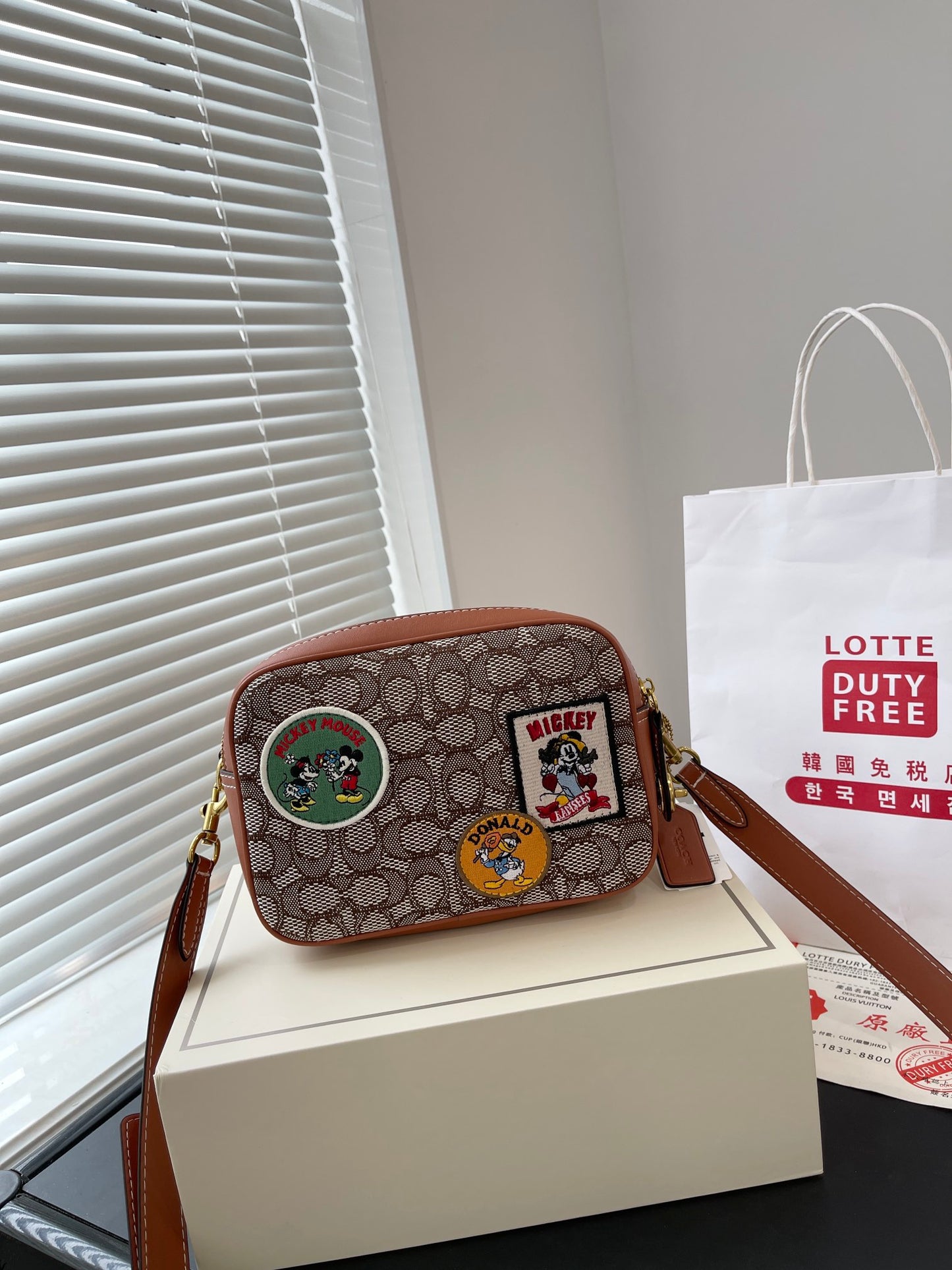 Co-BAG371