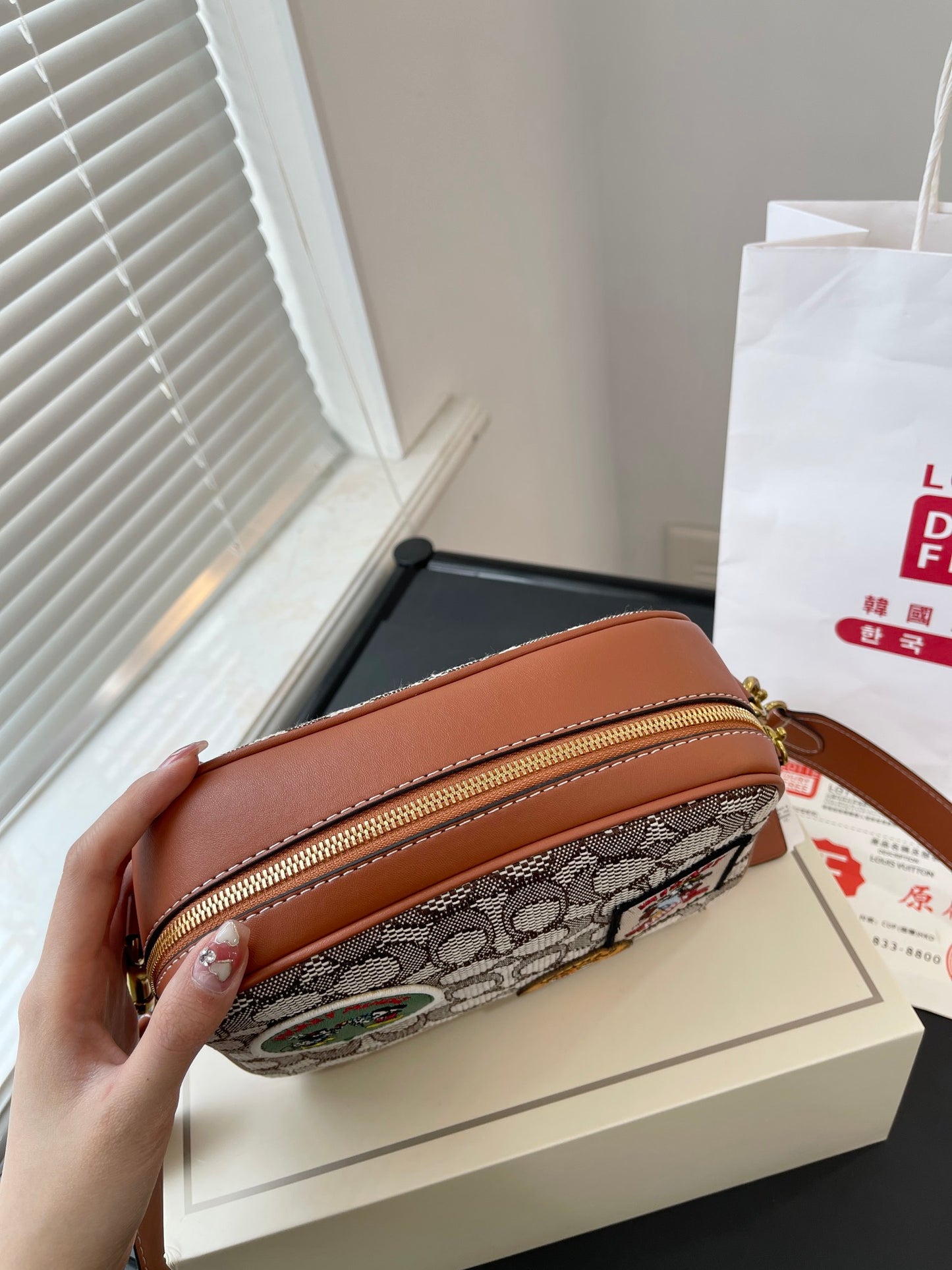 Co-BAG371