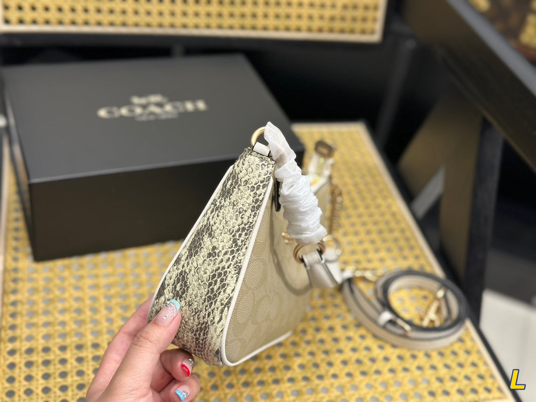 Co-BAG379-3