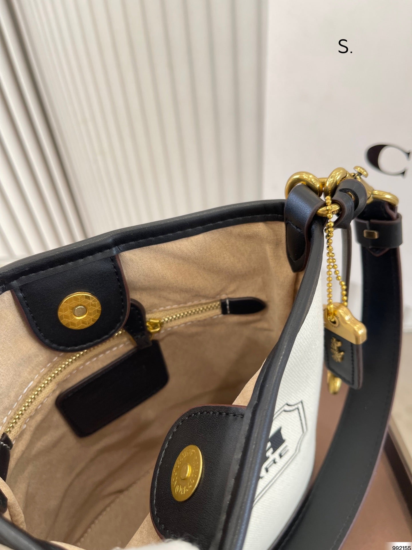 Co-BAG390