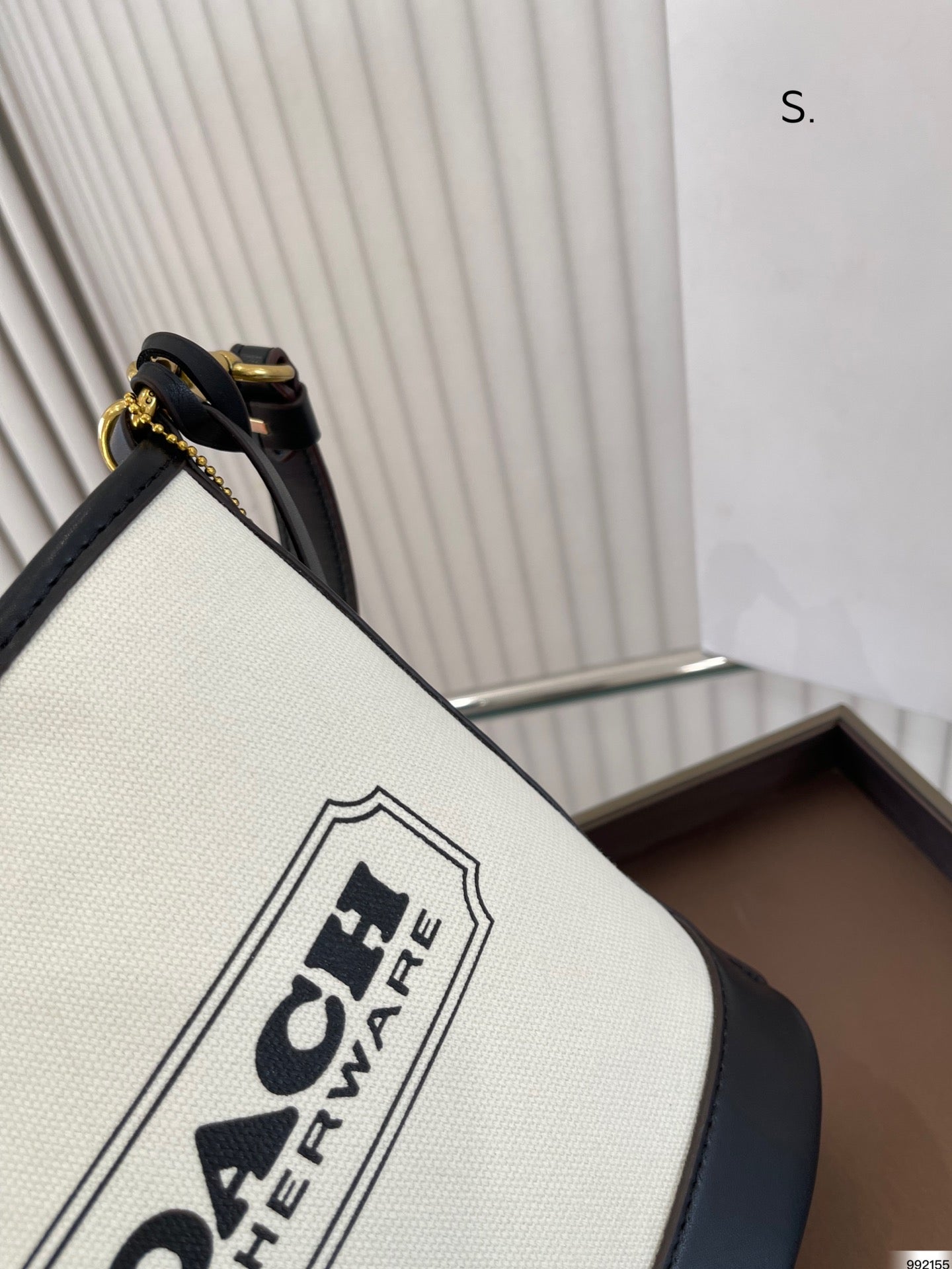 Co-BAG390