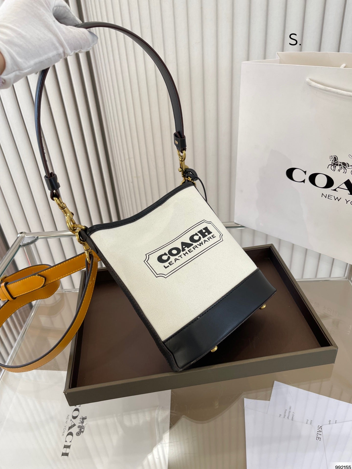 Co-BAG390