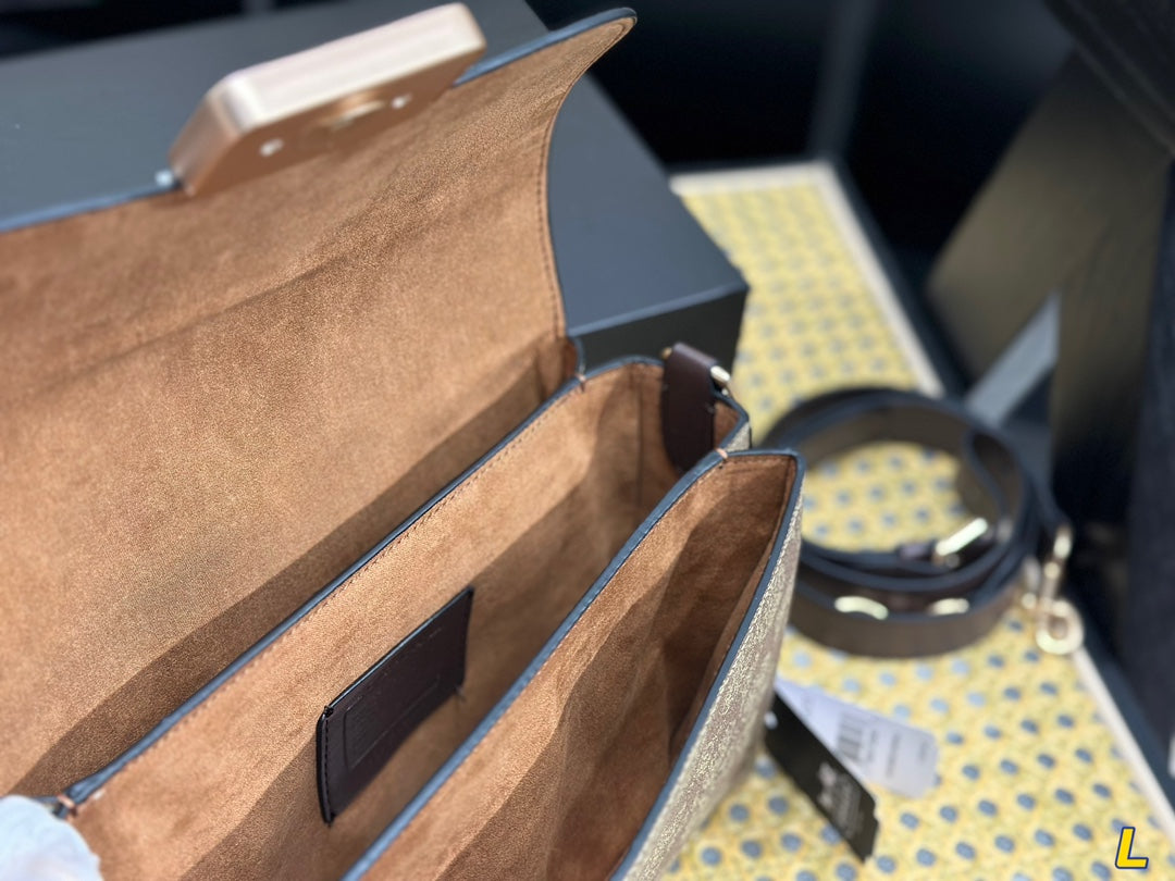 Co-BAG403