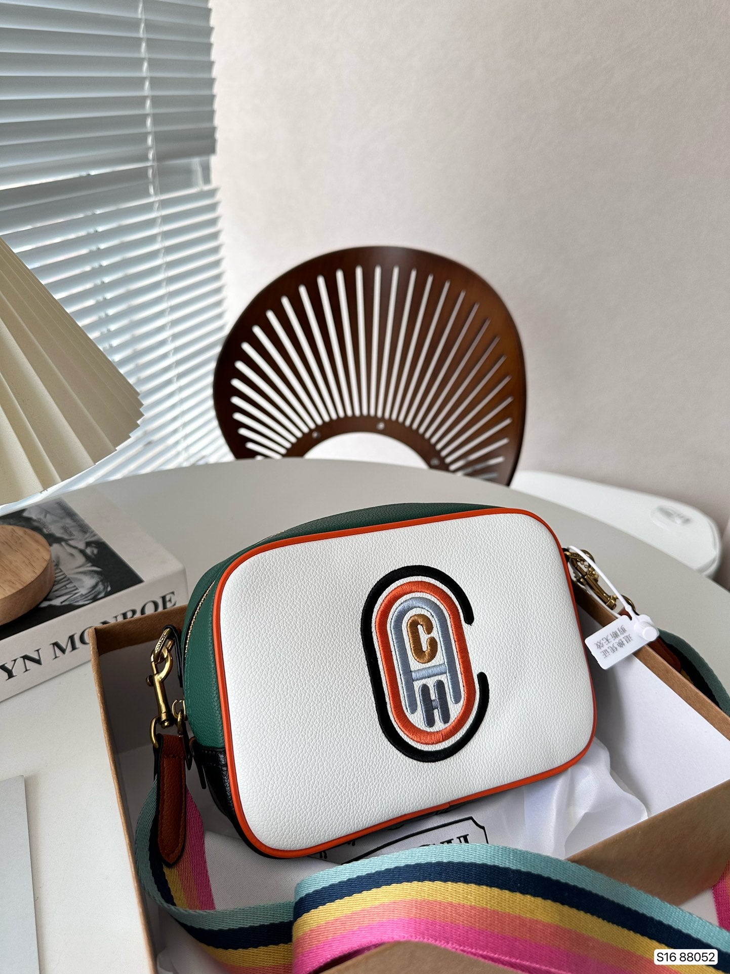 Co-BAG407