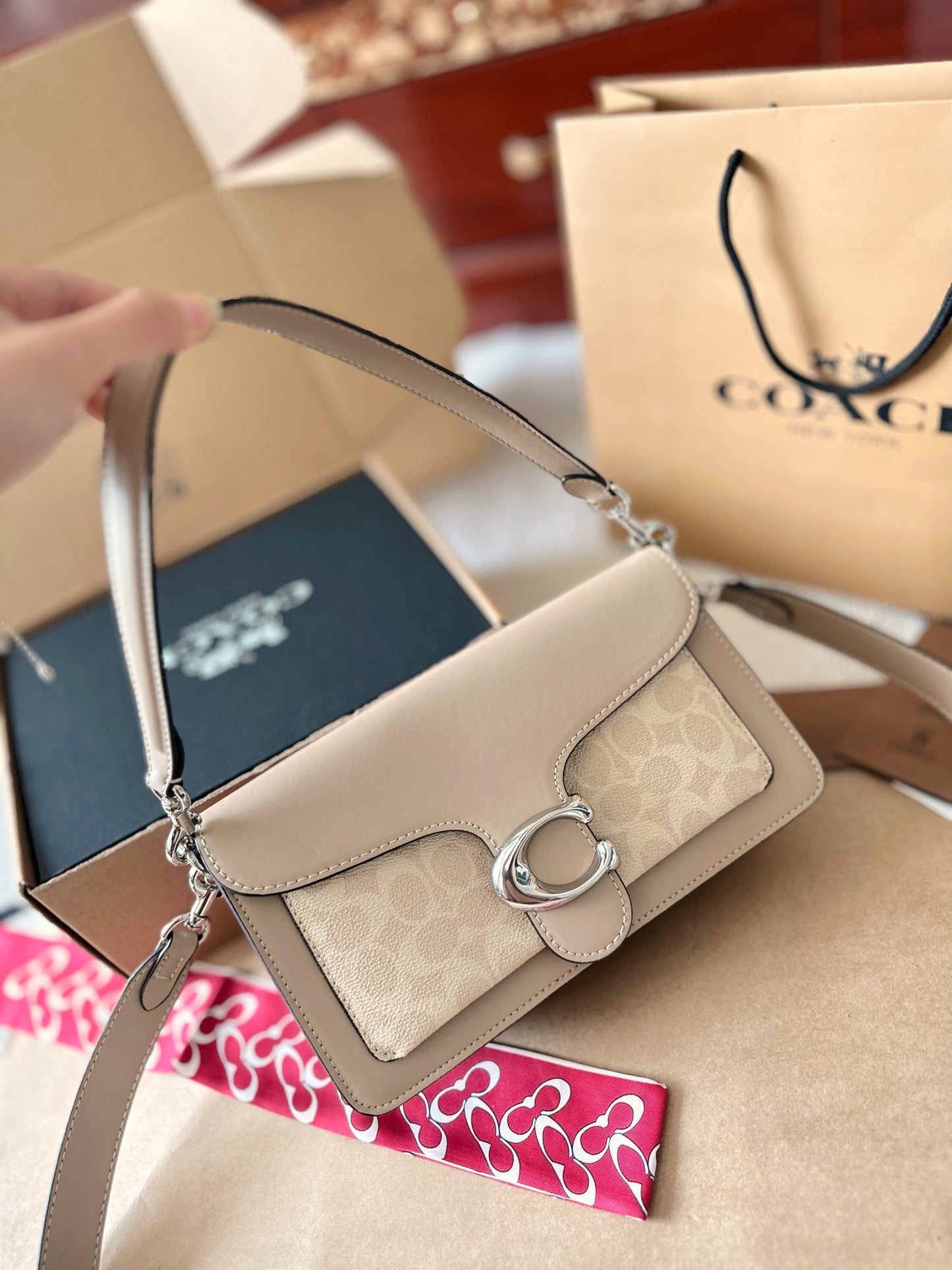 Co-BAG408