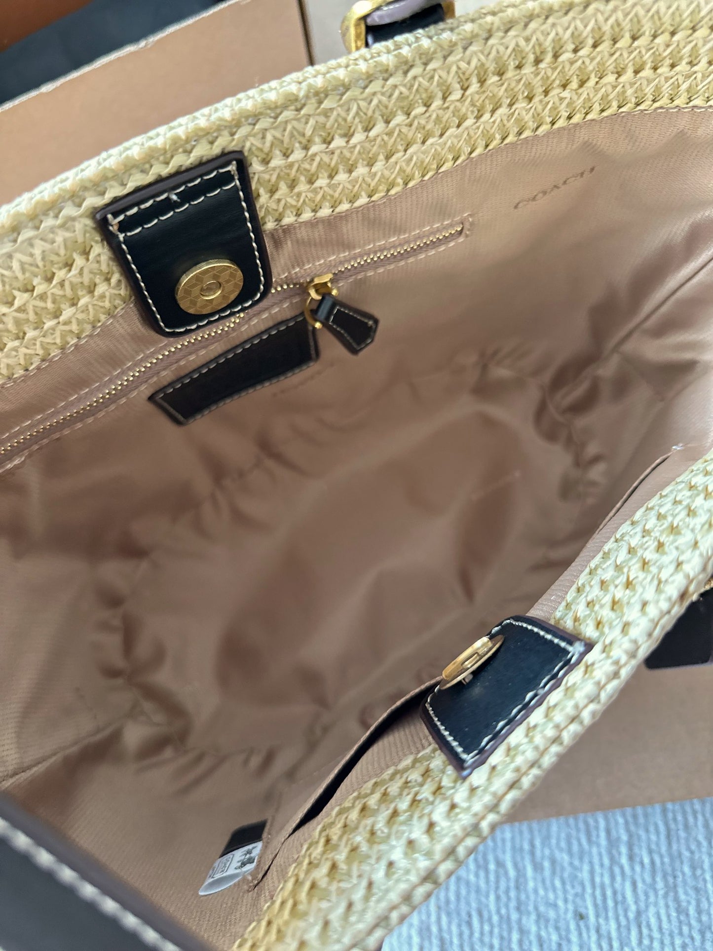 Co-BAG409
