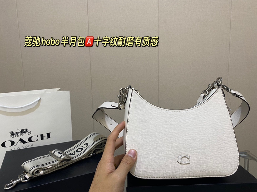 Co-BAG411